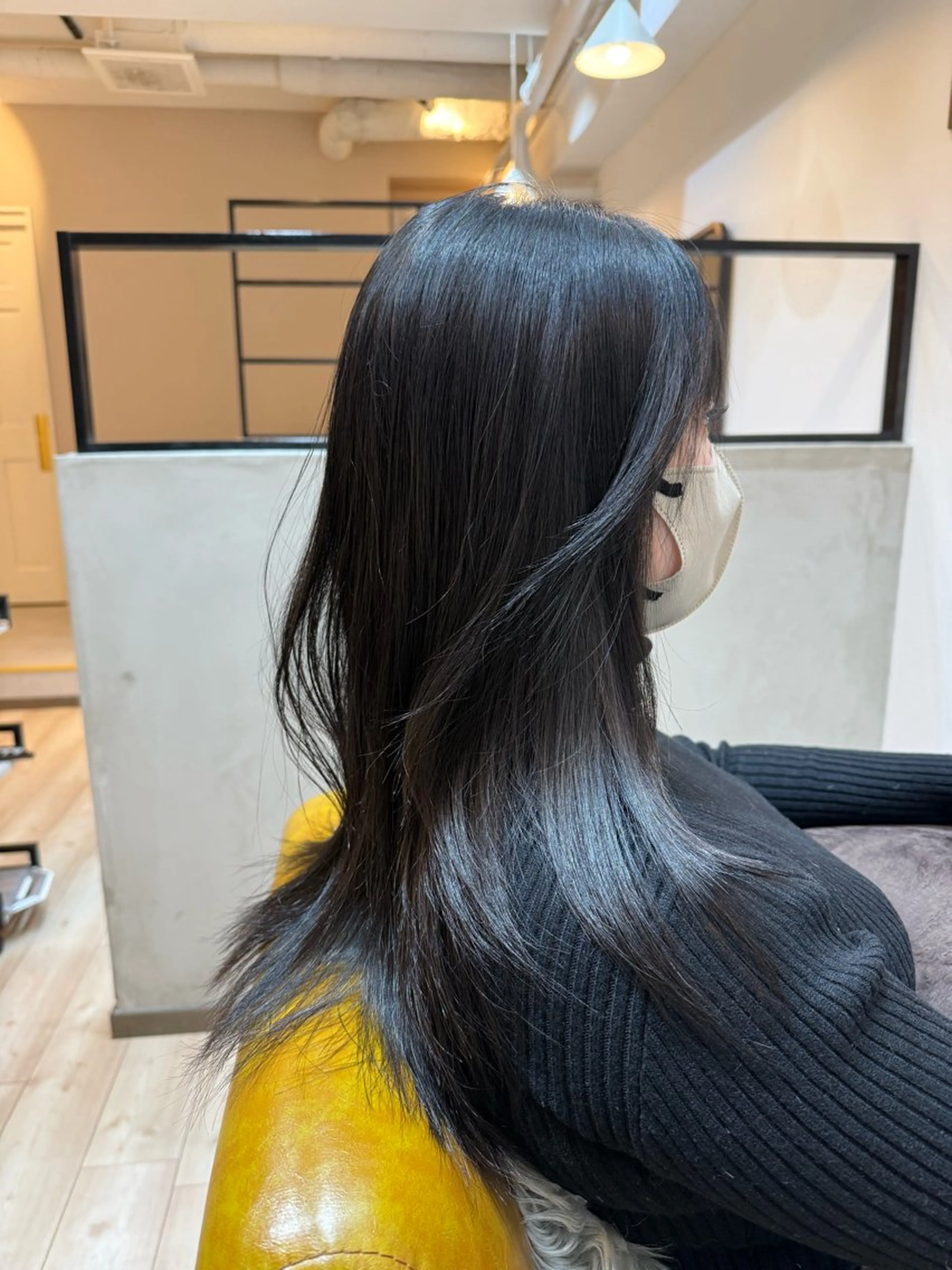 ロング 小山 ヨシタカのヘアスタイル