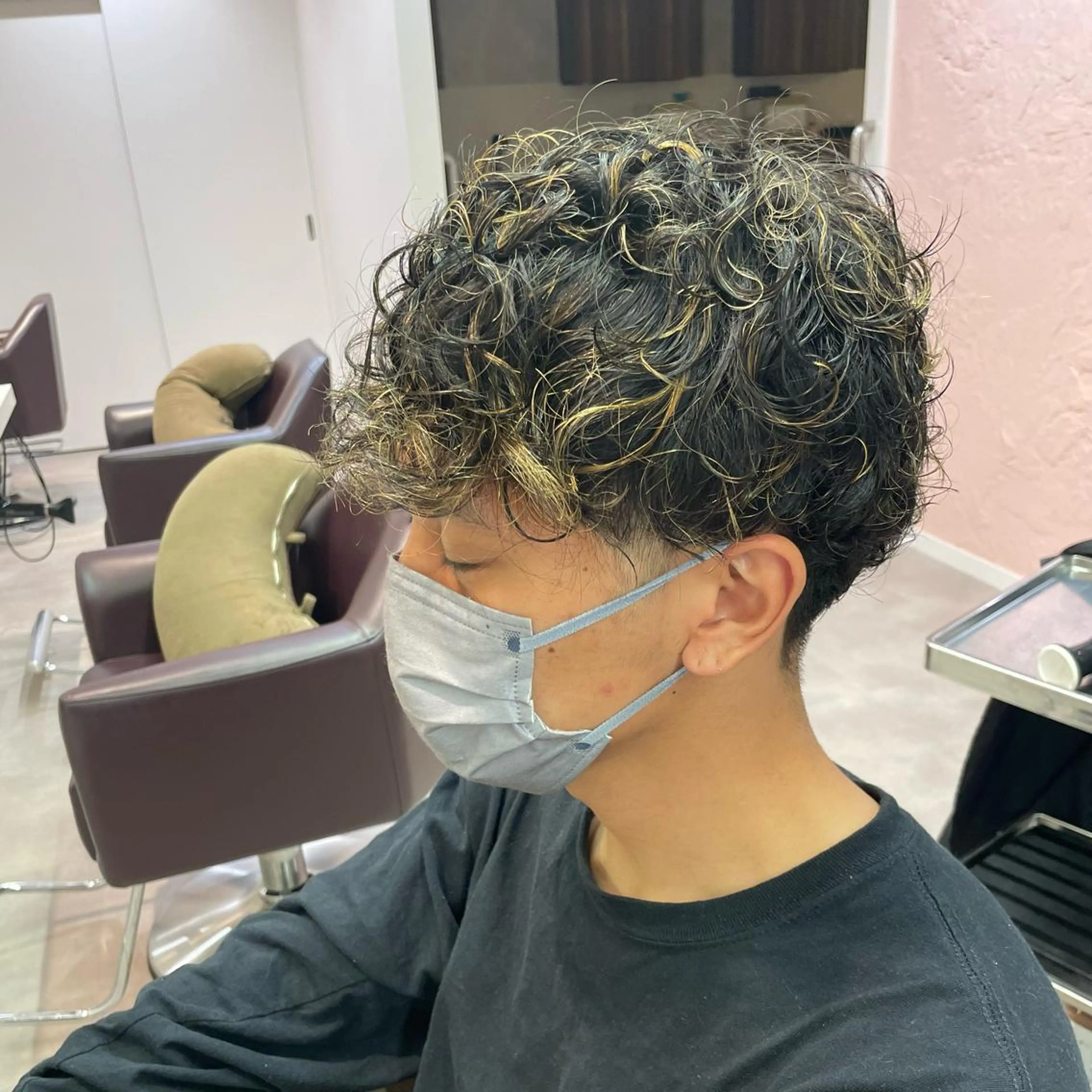 💇‍♀️✨骨格似合わせカット+特殊パーマ ¥15950→¥11000🐣の写真