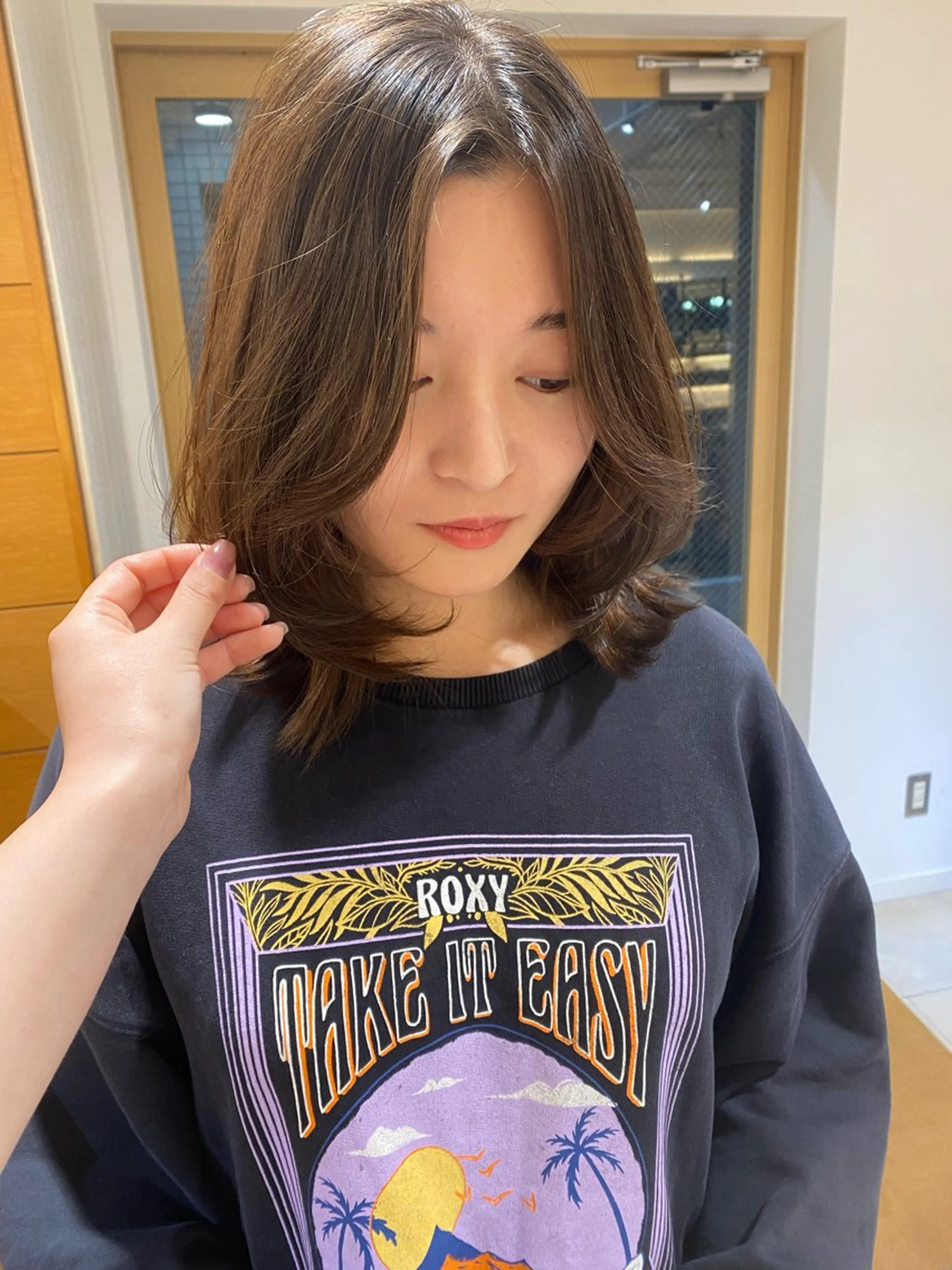 ミディアム 谷川 あかりのヘアスタイル