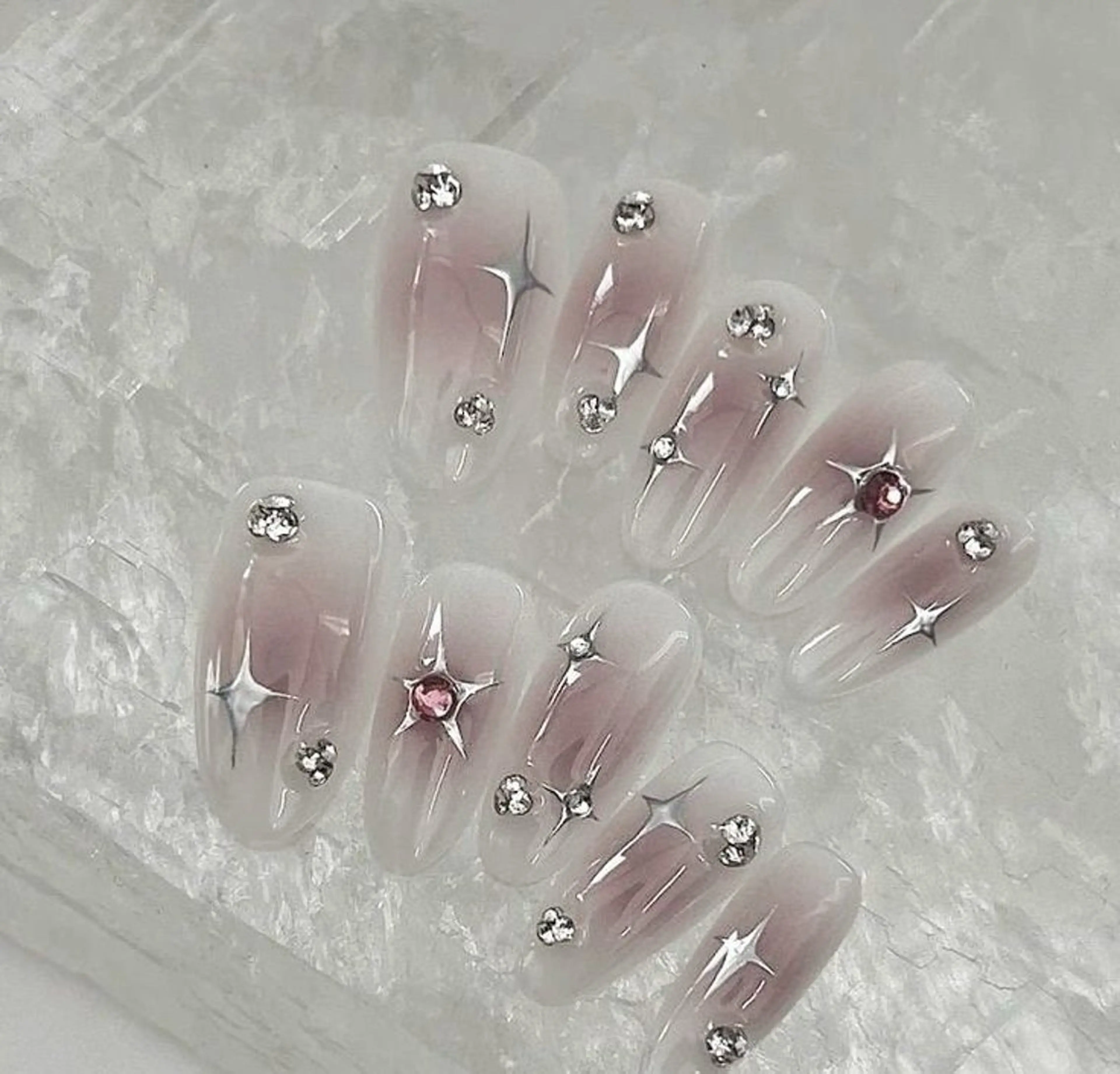 ネイル 長さ出し フレンチネイル グラデーション 卒業式 マグネットネイル MIHANA NAILのネイルデザイン