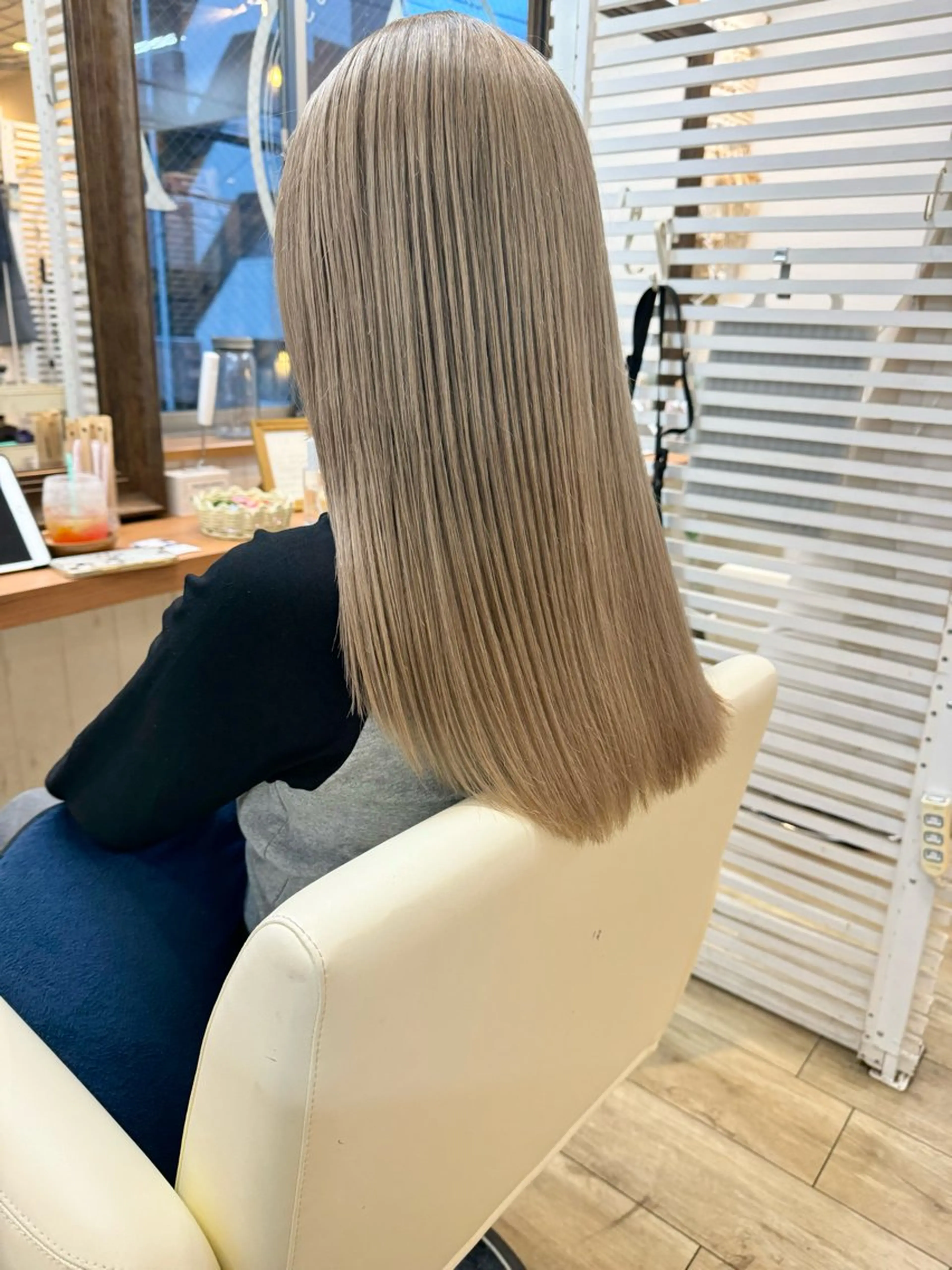 ロング 伊藤 一樹のヘアスタイル