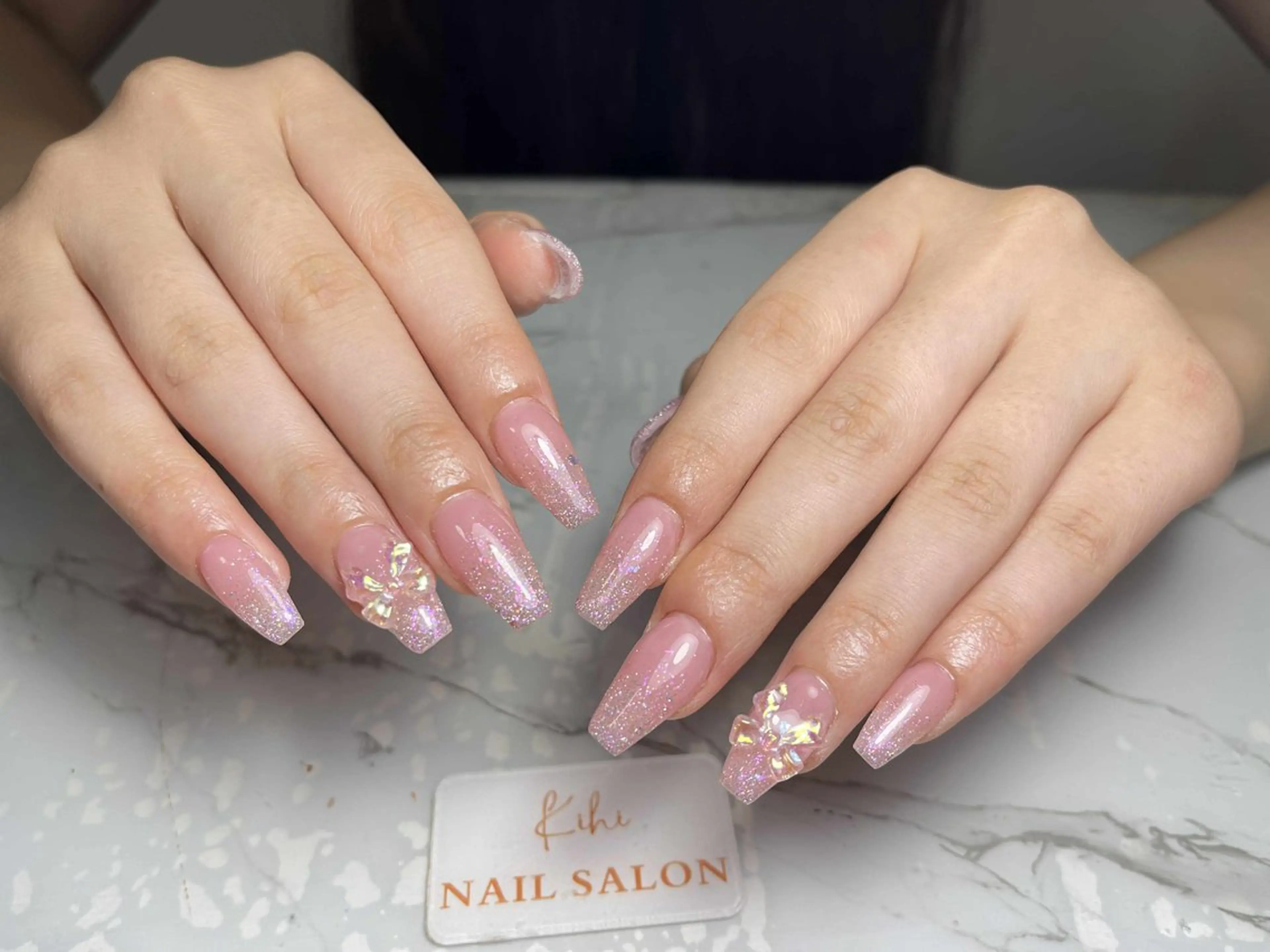 ネイル アートネイル フレンチネイル ジェルネイル グラデーション 韓国ネイル ハンドネイル 💕鈴木ユリ パラジェル/オフ無料のネイルデザイン