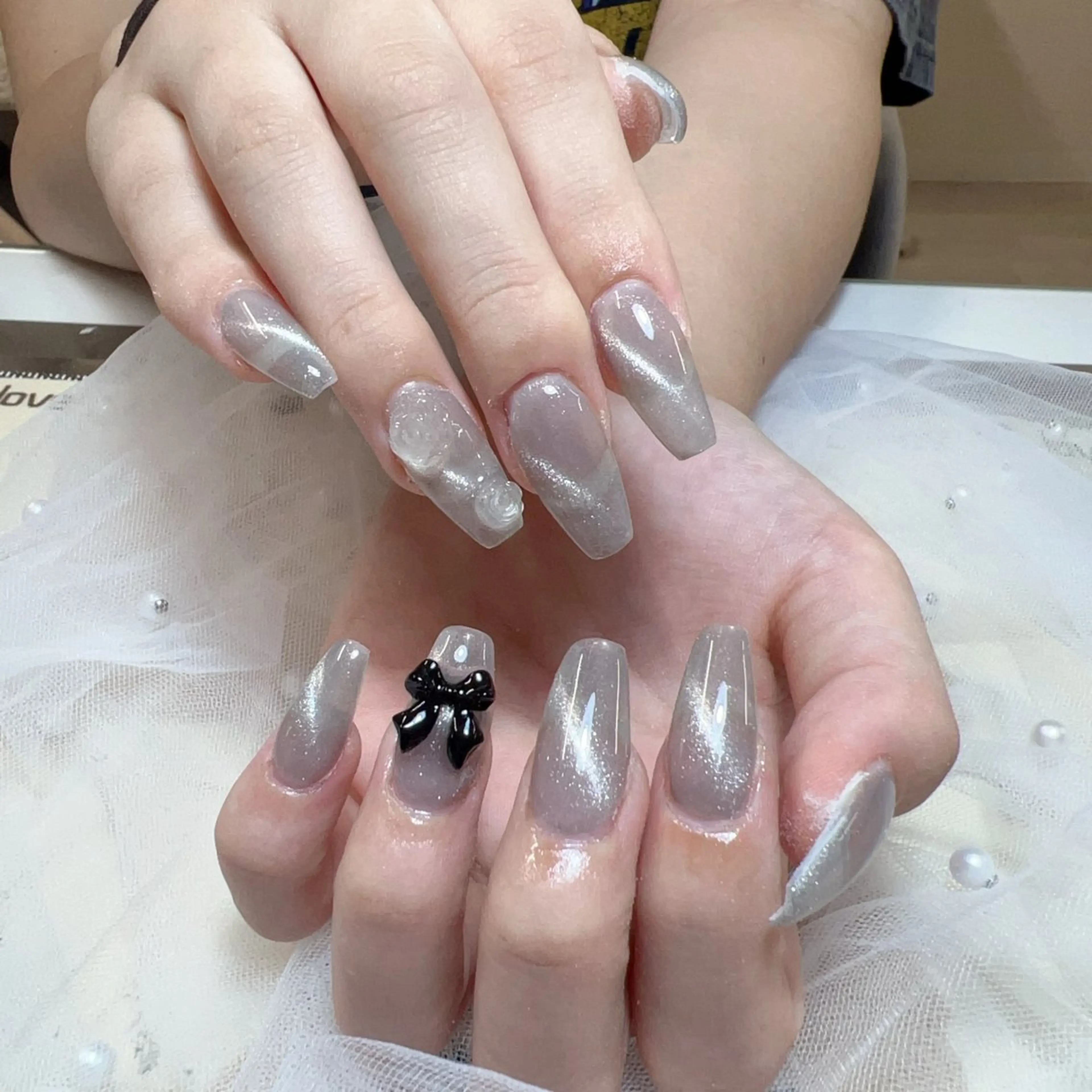 ネイル オーロラネイル ガーリー ハート 韓国ネイル マグネットネイル ハンドネイル 🎀 Lemode ワンホンネイル🎀のネイルデザイン