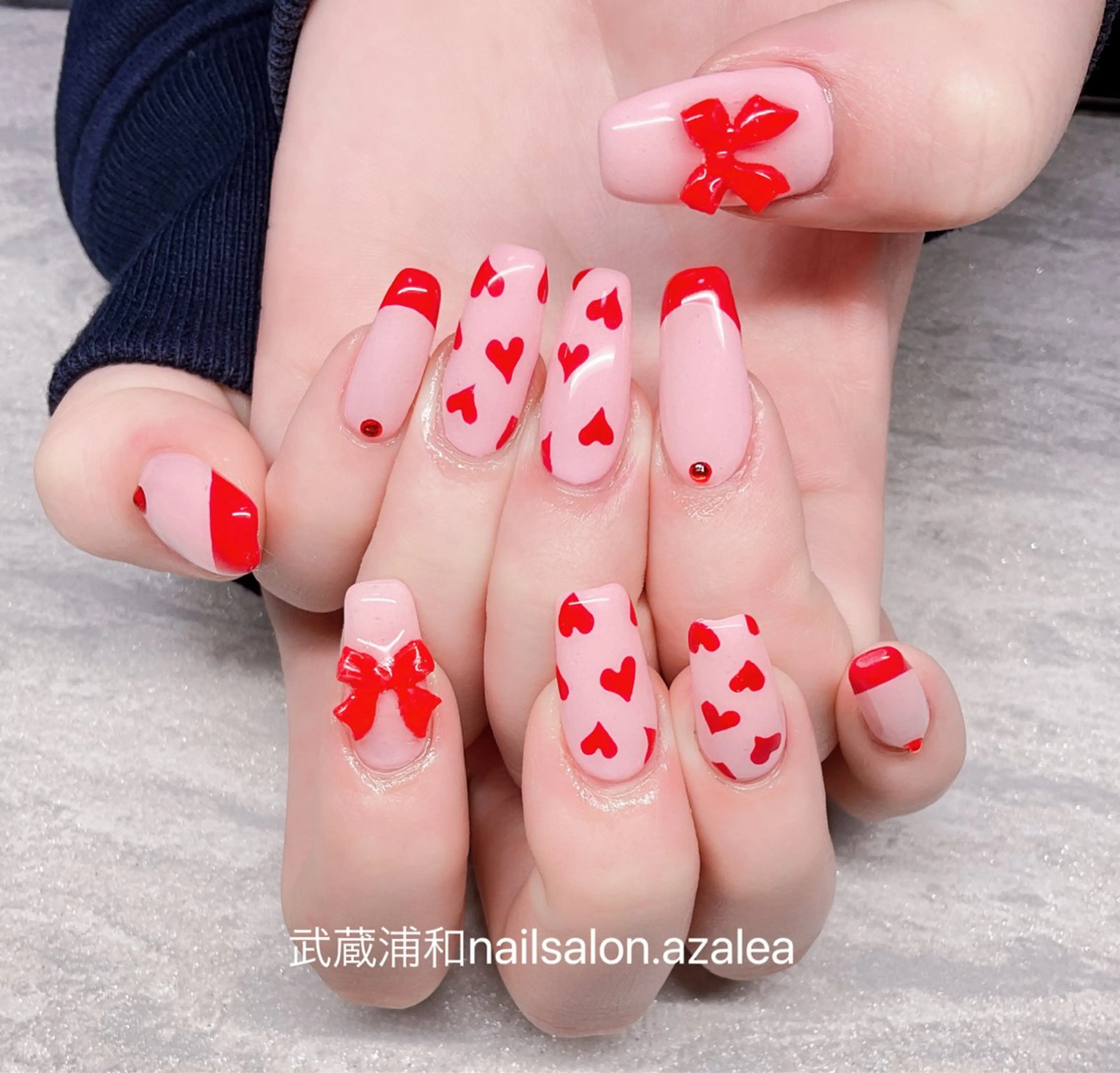 ネイル ハンドネイル R inのネイルデザイン