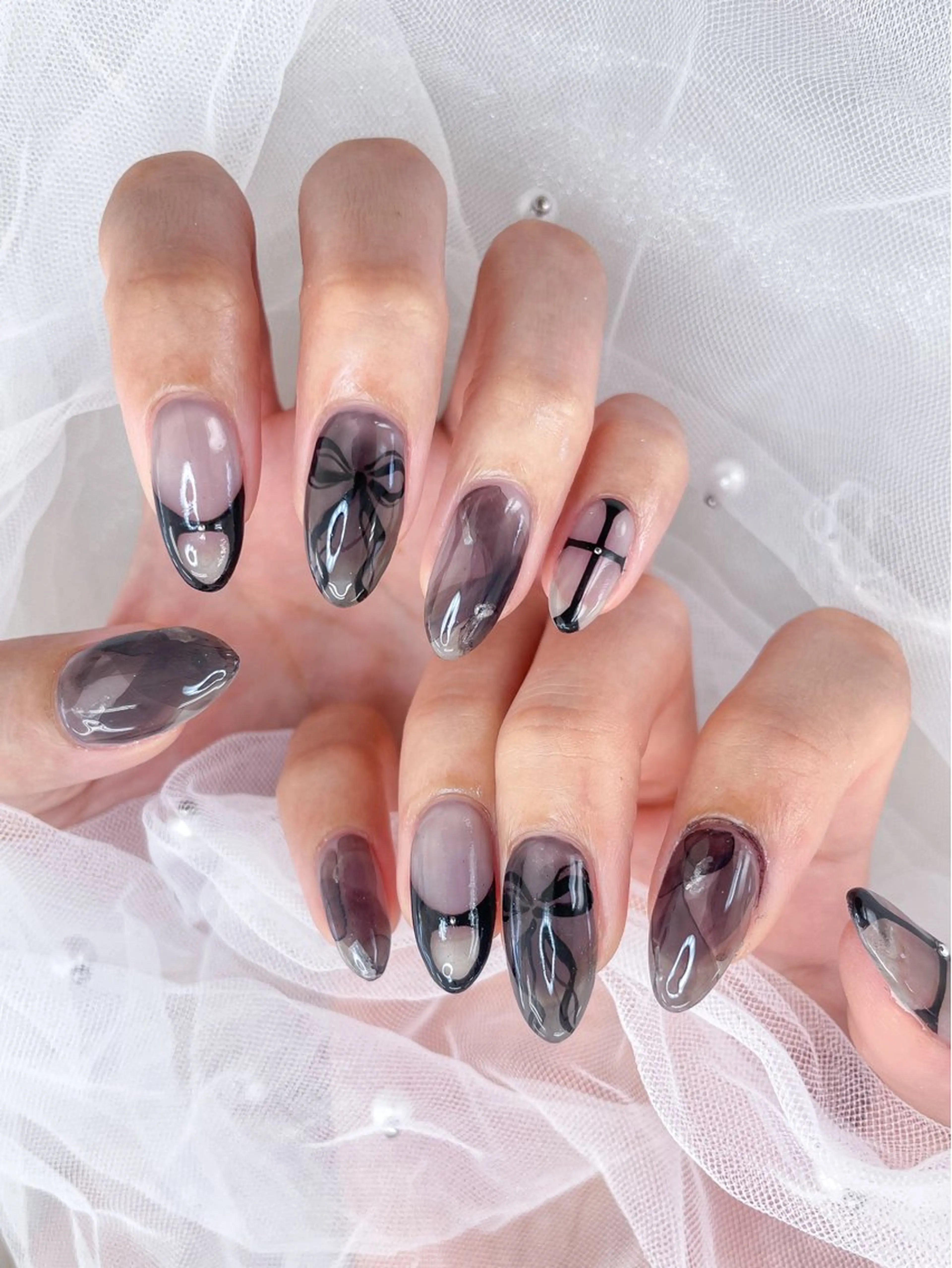 ネイル リボン ハンドネイル 五十嵐 美智のネイルデザイン