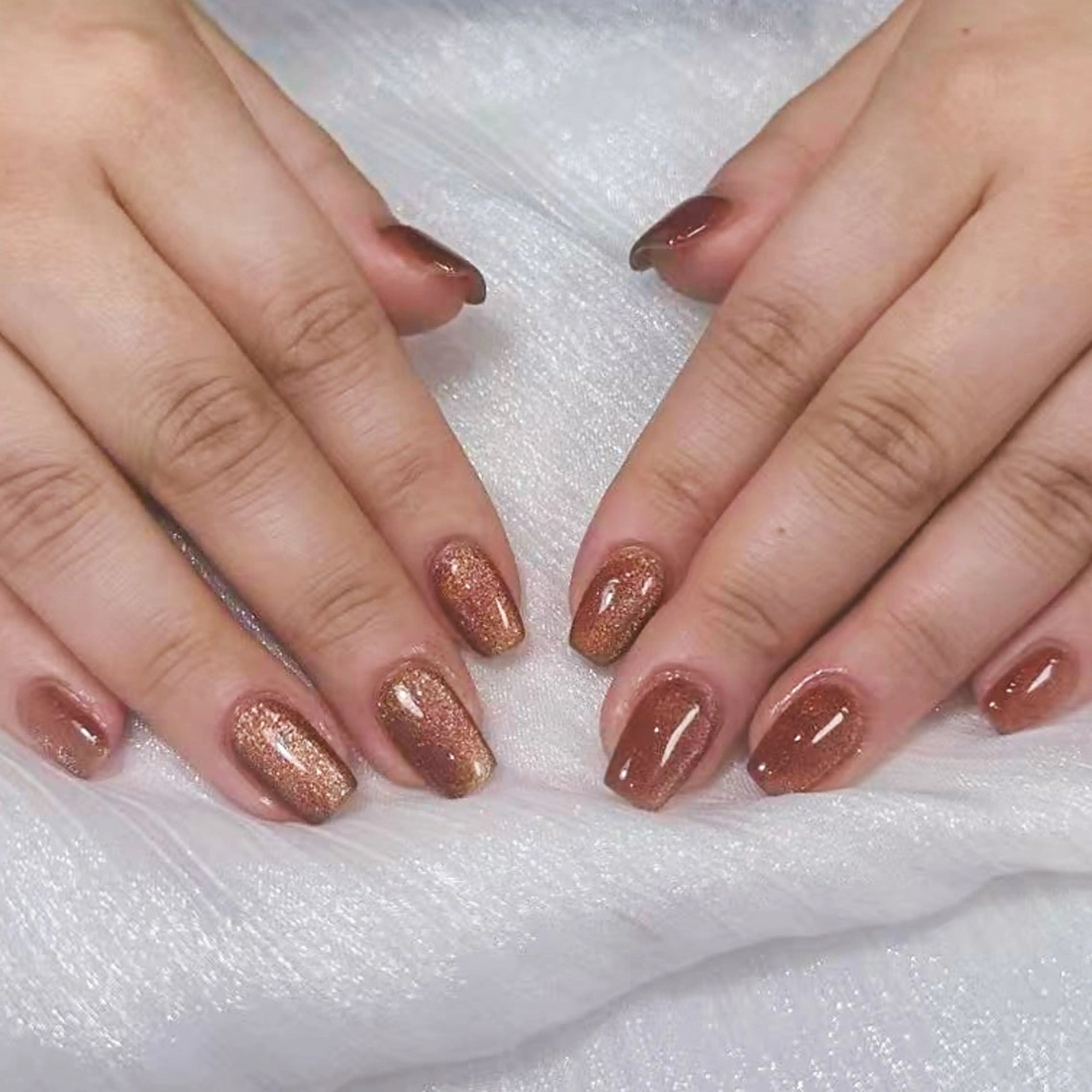 ネイル アートネイル オーロラネイル ガーリー キラキラネイル 韓国ネイル ハンドネイル ハンドケア DEMAIN- 🌸のネイルデザイン