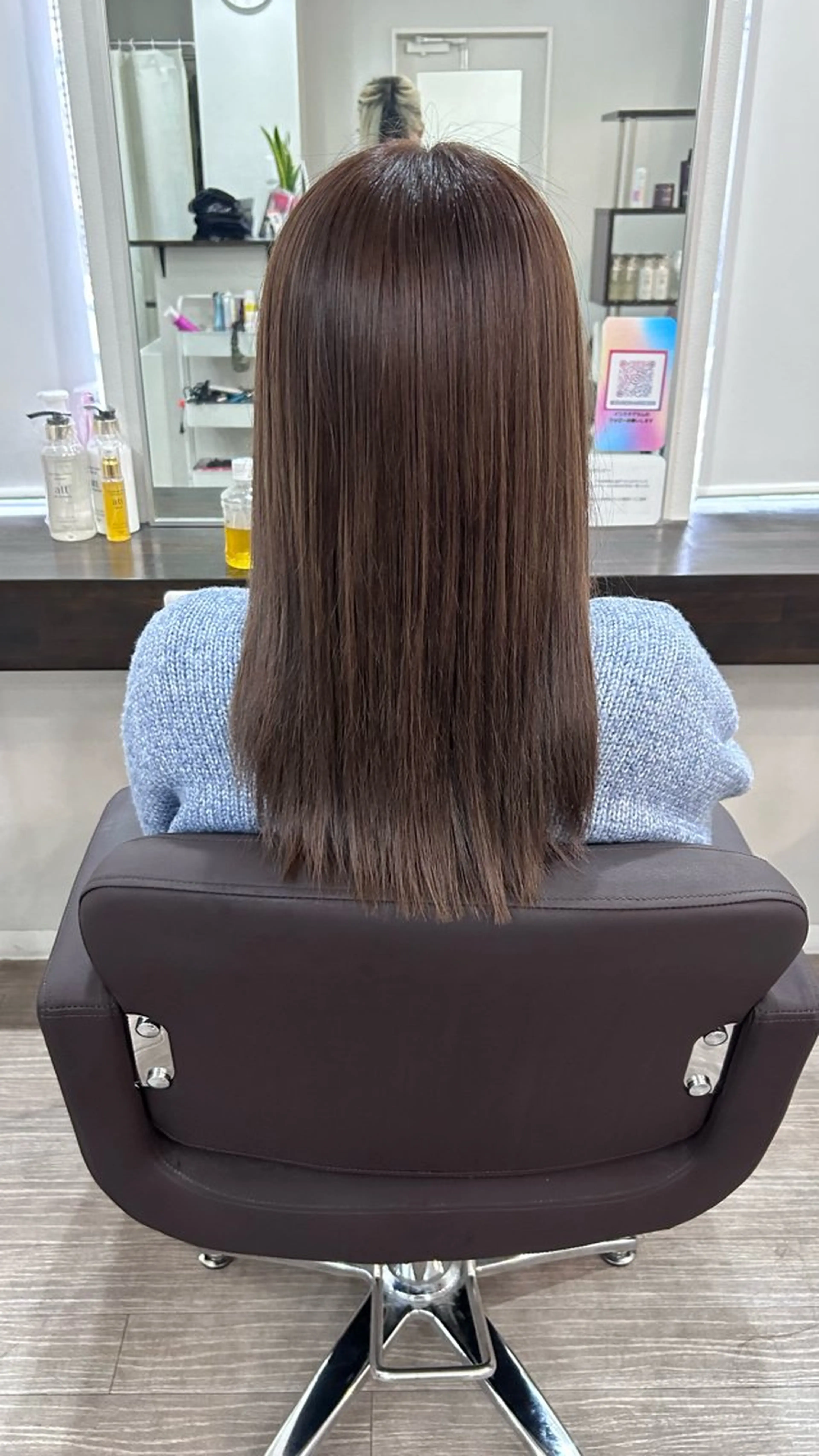 セミロング ヘアカラー 長田 麻友子のヘアスタイル