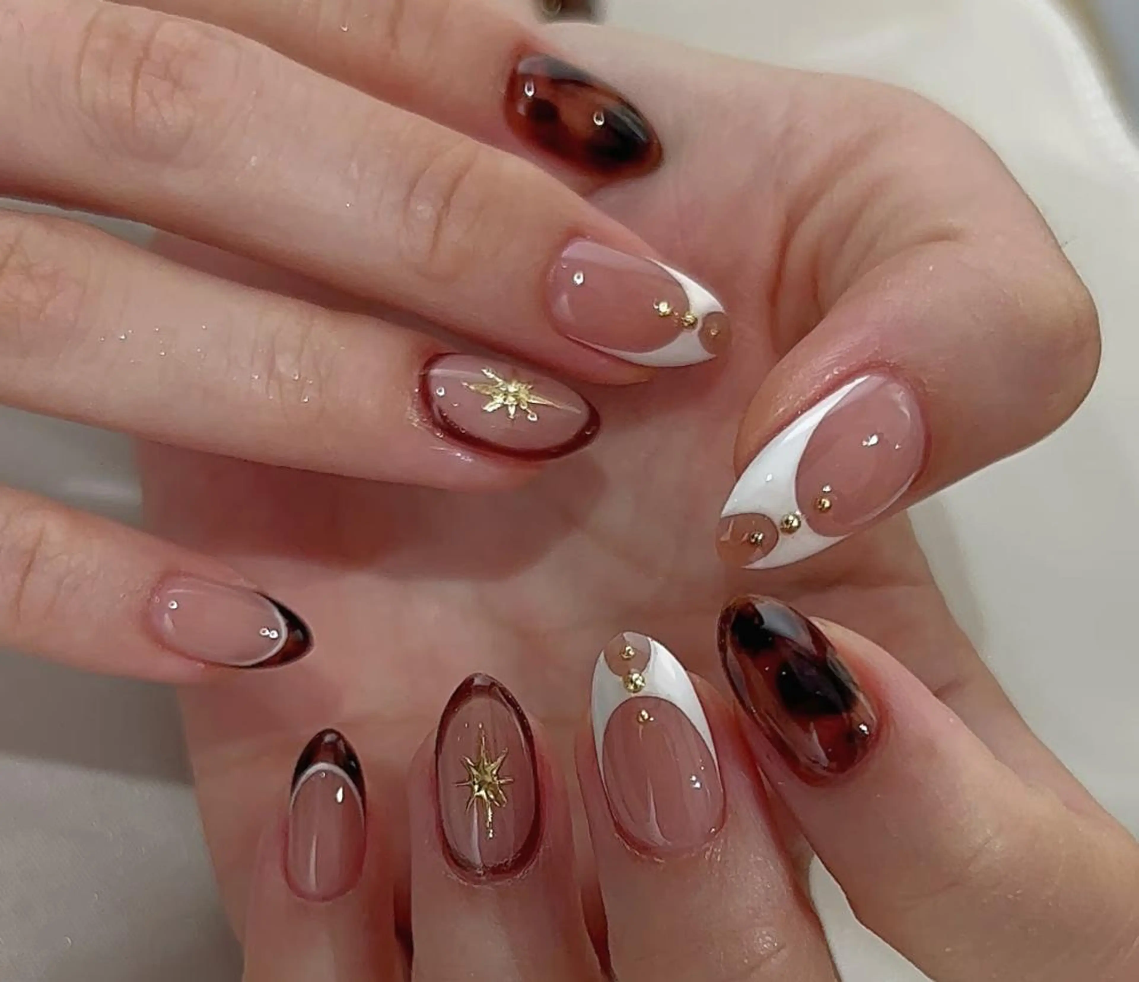 ネイル ハンドネイル 🎀 Ayaka_nailのネイルデザイン