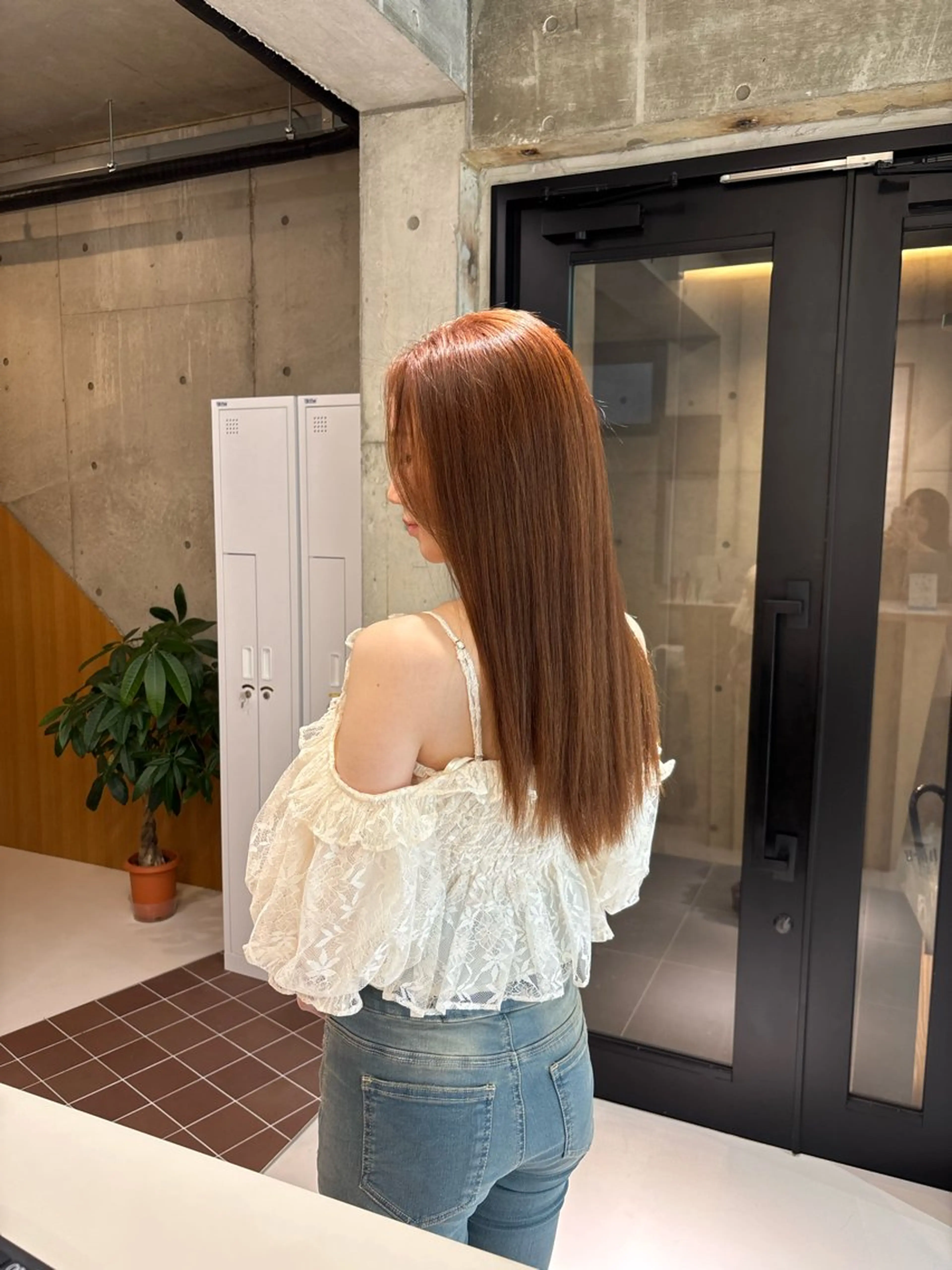 セミロング ban's beauty dream所属・透明感／髪質改善 ／ りかのヘアスタイル