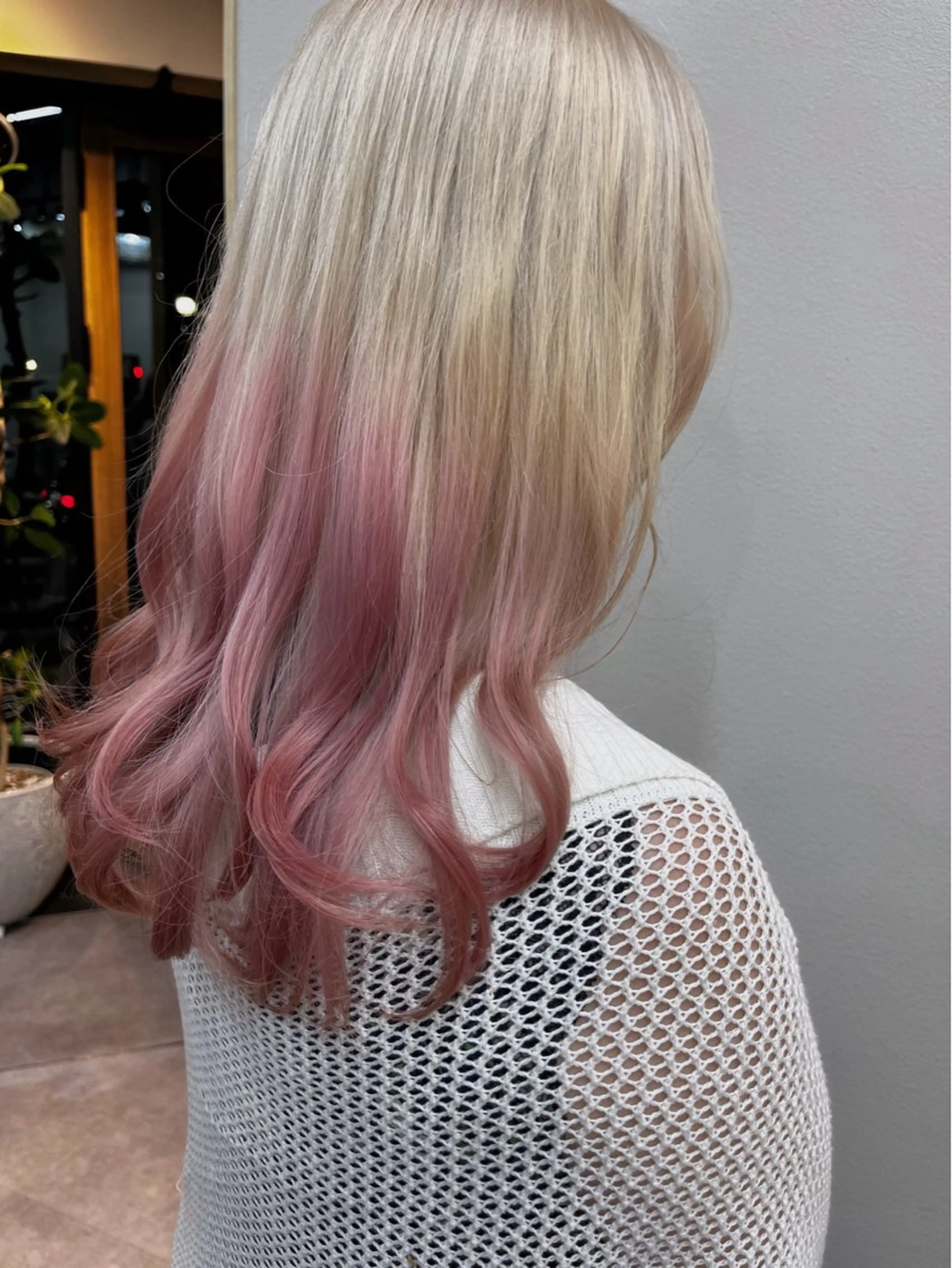 ミディアム カラー ブリーチ グラデーションカラー kivi 【キヴィ】所属・似合わせカット Rinka🌻のヘアスタイル