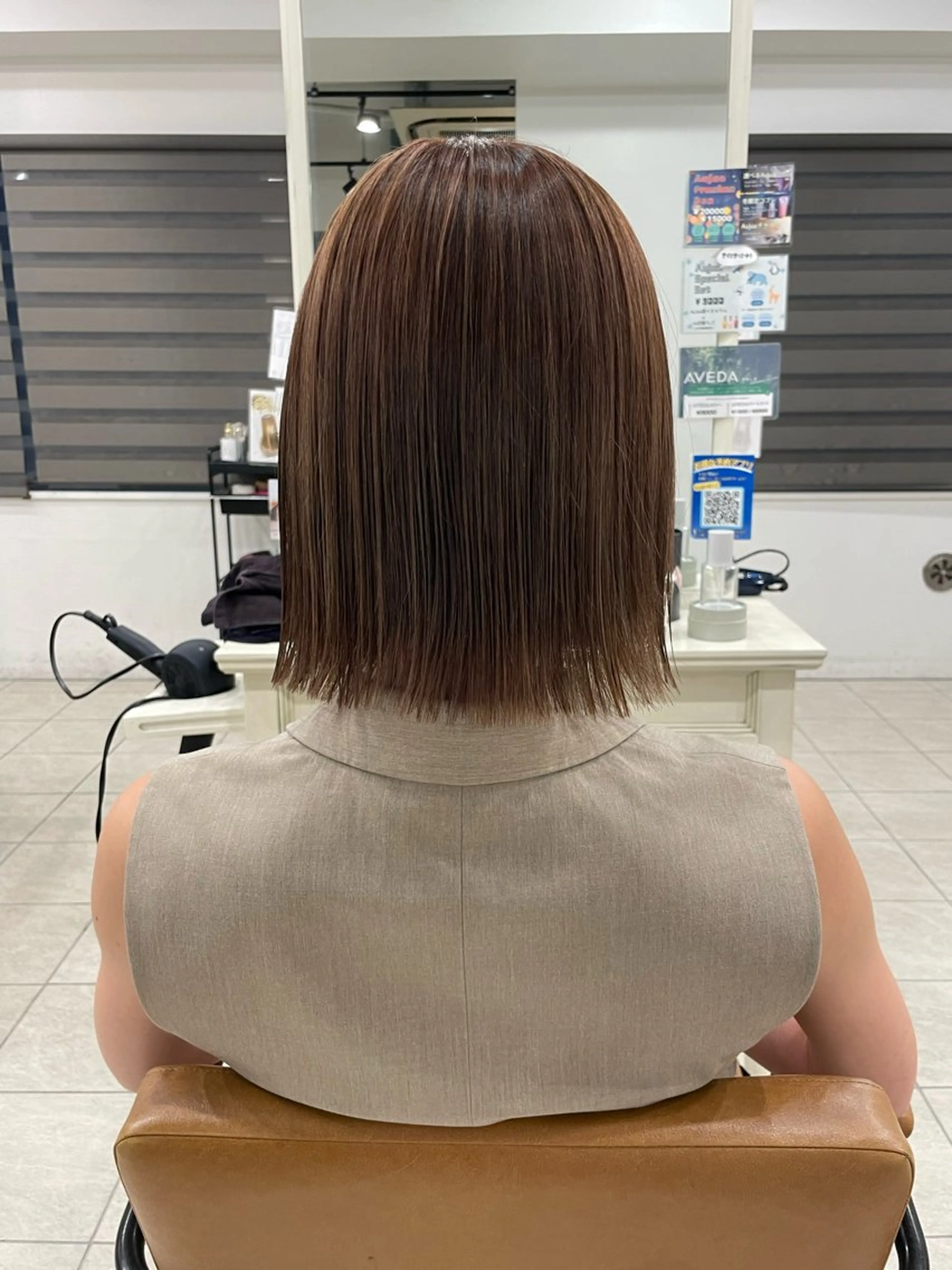 ミディアム 切りっぱなしボブ ボブ 外ハネヘア 髪質改善/ボブ/韓国 レイヤー💫あらいのヘアスタイル