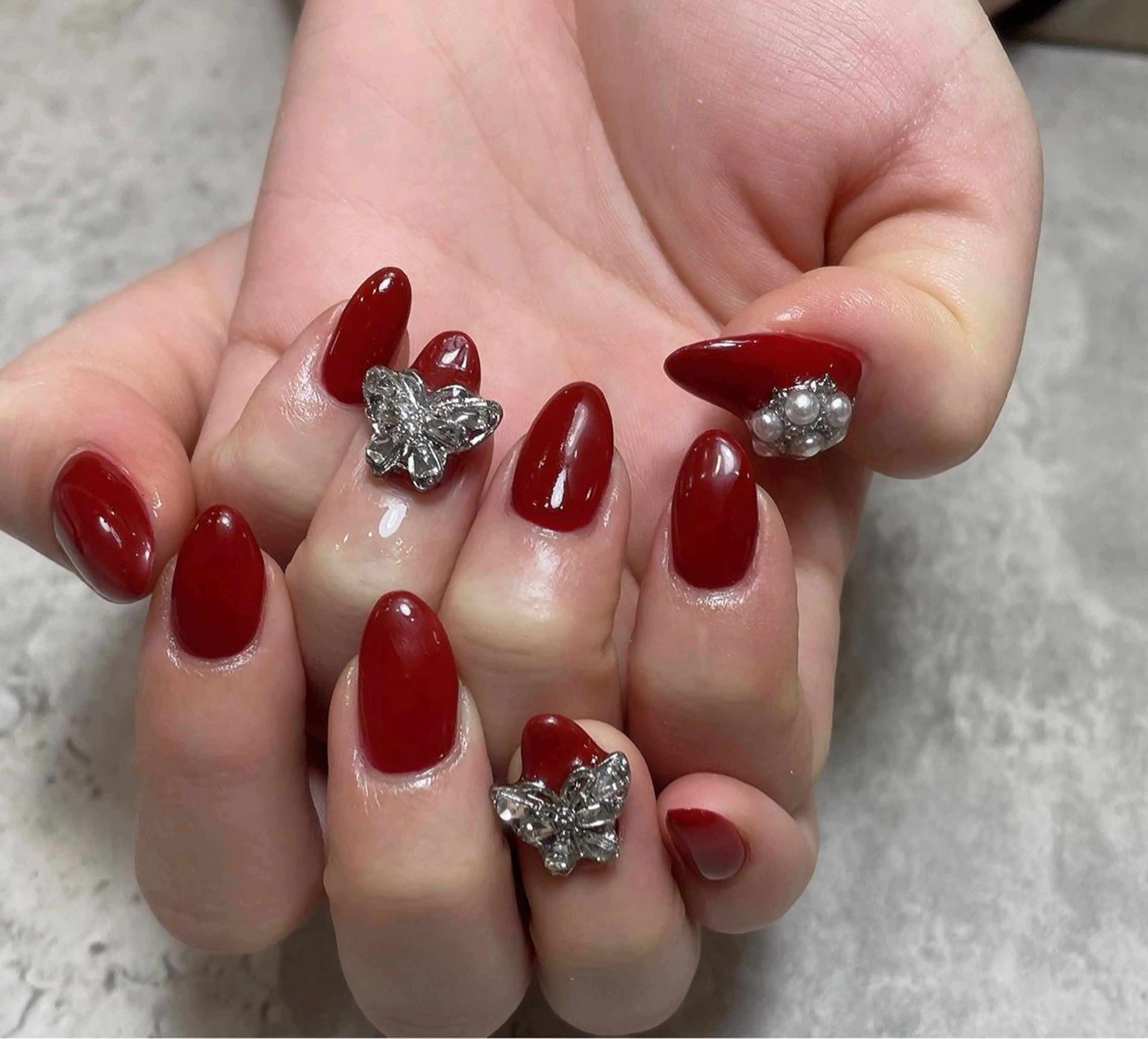 ネイル 🦋 MiKi 🦋 ネイルサロンのネイルデザイン