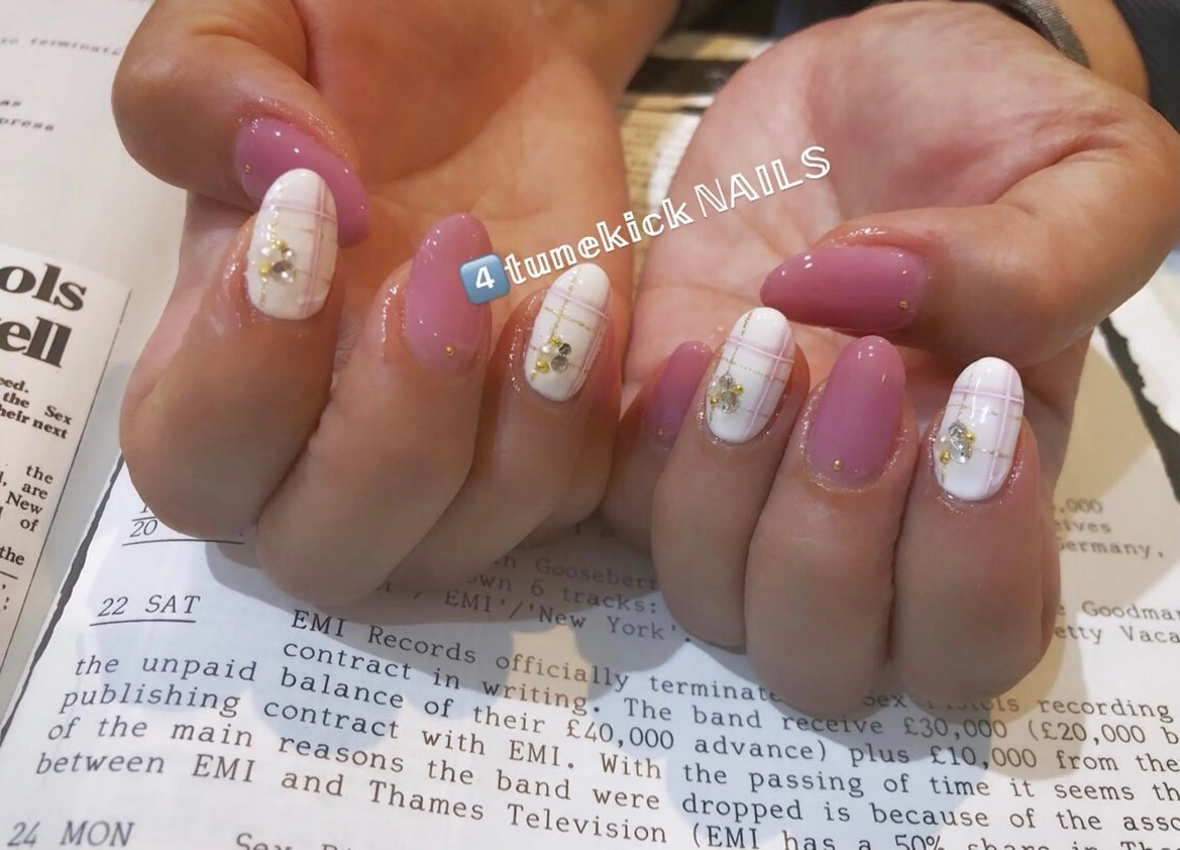 ネイル 4tunekick NAILS(フォーチュンキックネイルズ)所属・光森 淳子のネイルデザイン