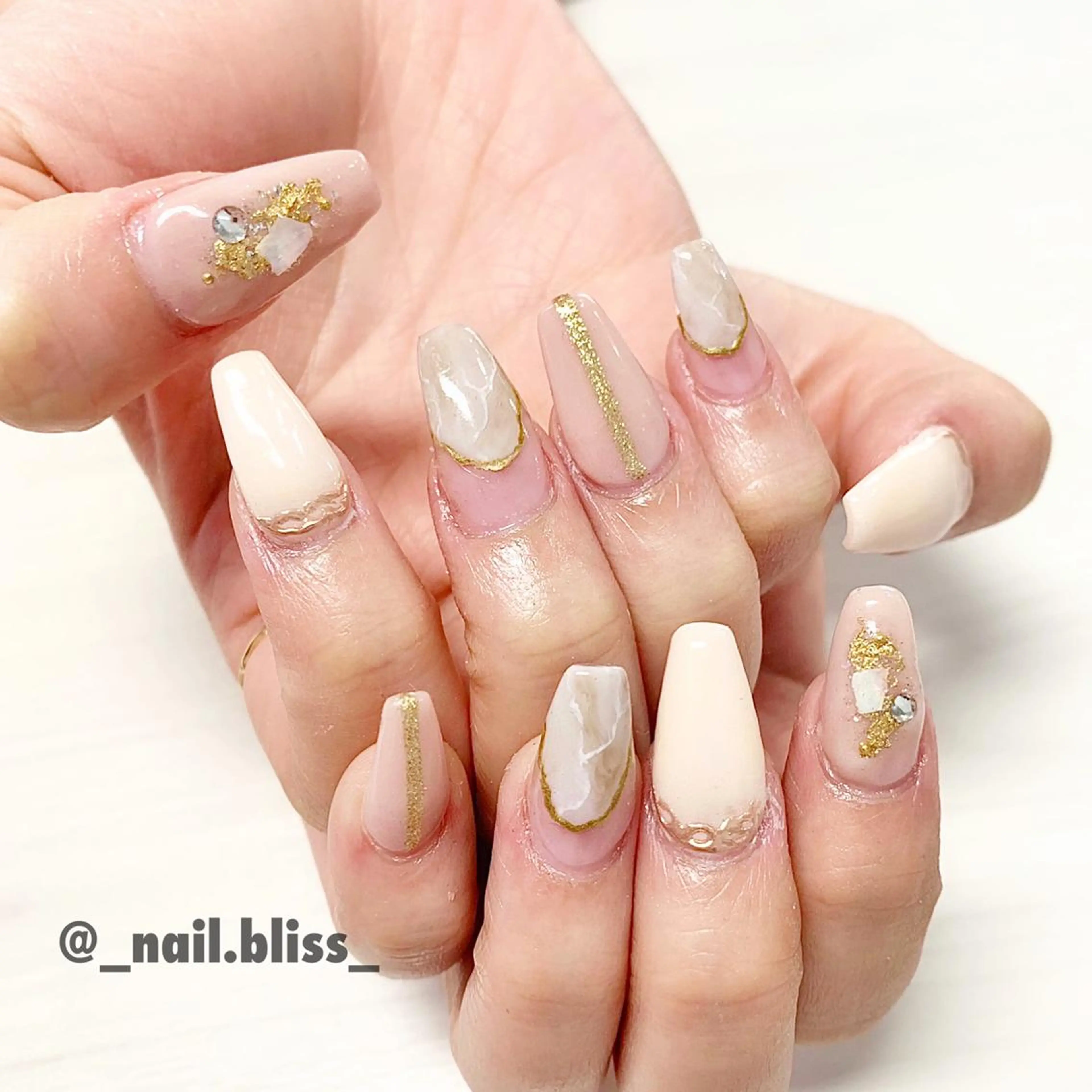 ネイル 大理石ネイル(マーブル) ハンドネイル NAIL BLISSのネイルデザイン