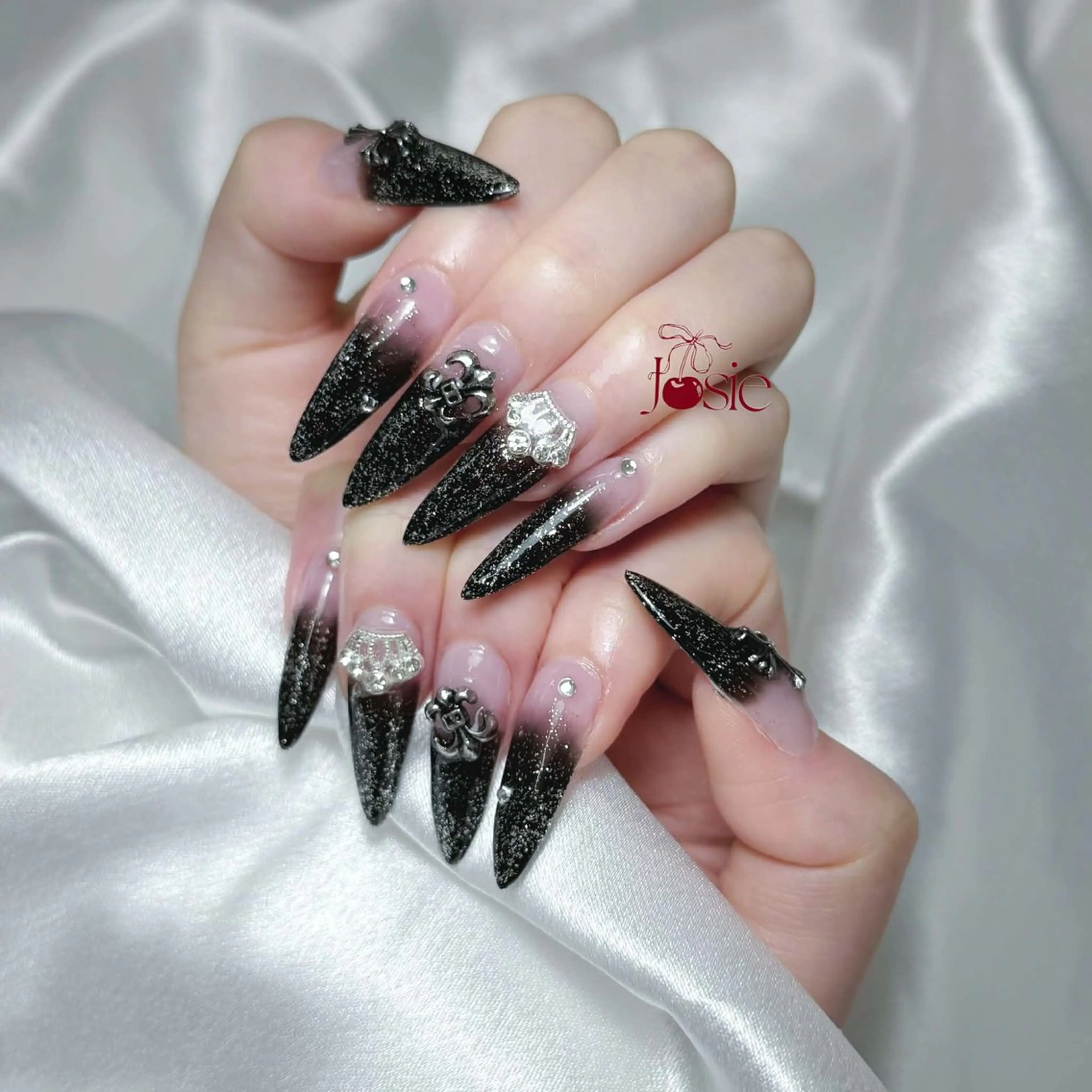 ネイル 長さ出し グラデーション マグネットネイル 春ネイル ハンドネイル YURI NAILのネイルデザイン