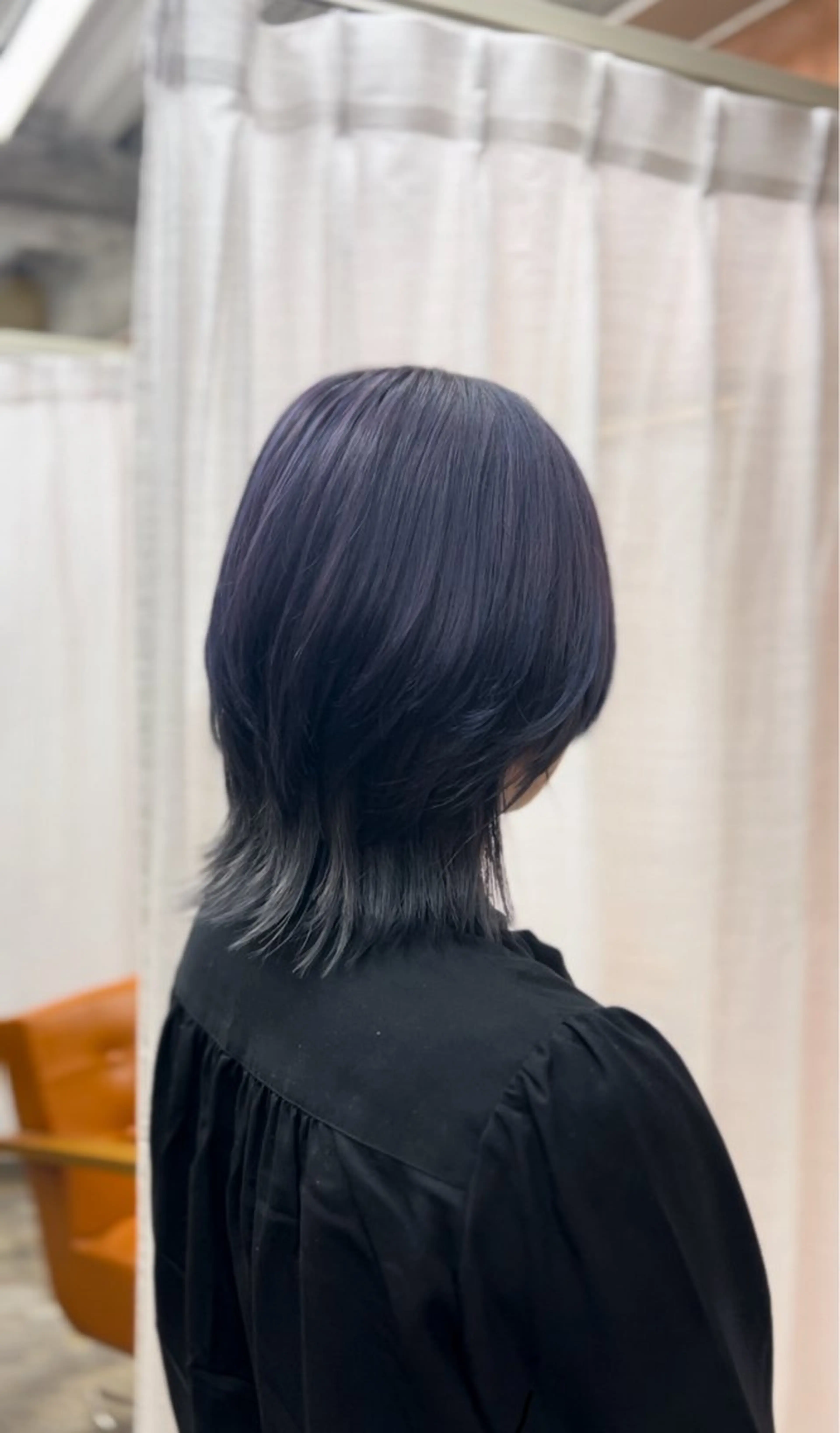 ミディアム ボブ ウルフカット ヘアカラー ともざねゆか UniQのヘアスタイル