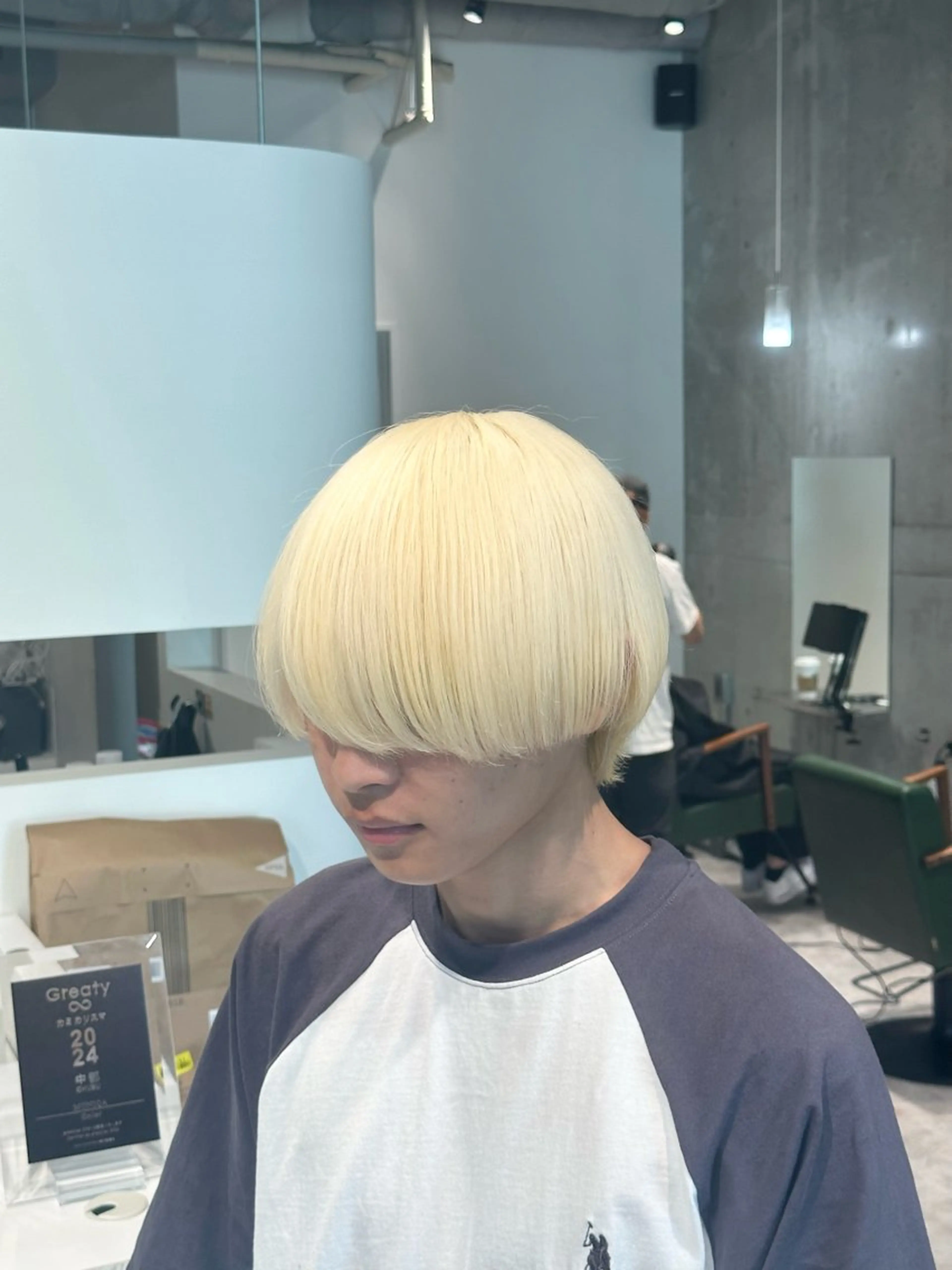 ショート カラー メンズ メンズブリーチ メンズハイトーン ブリーチ ハイトーンカラー MONIQA所属・🐲RYUKI メンズブリーチのヘアスタイル