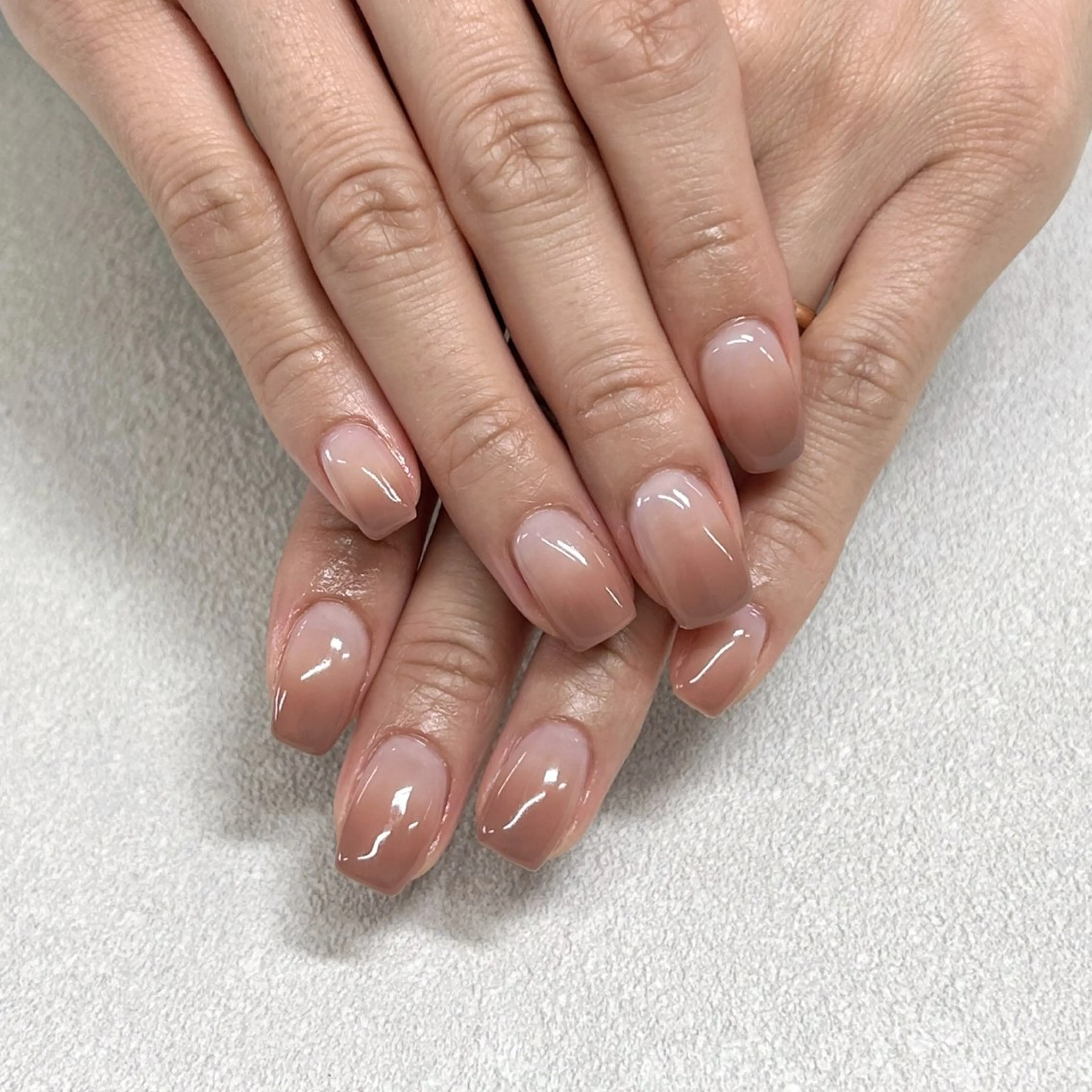 ネイル グラデーション REMIA 🤍harukaのネイルデザイン