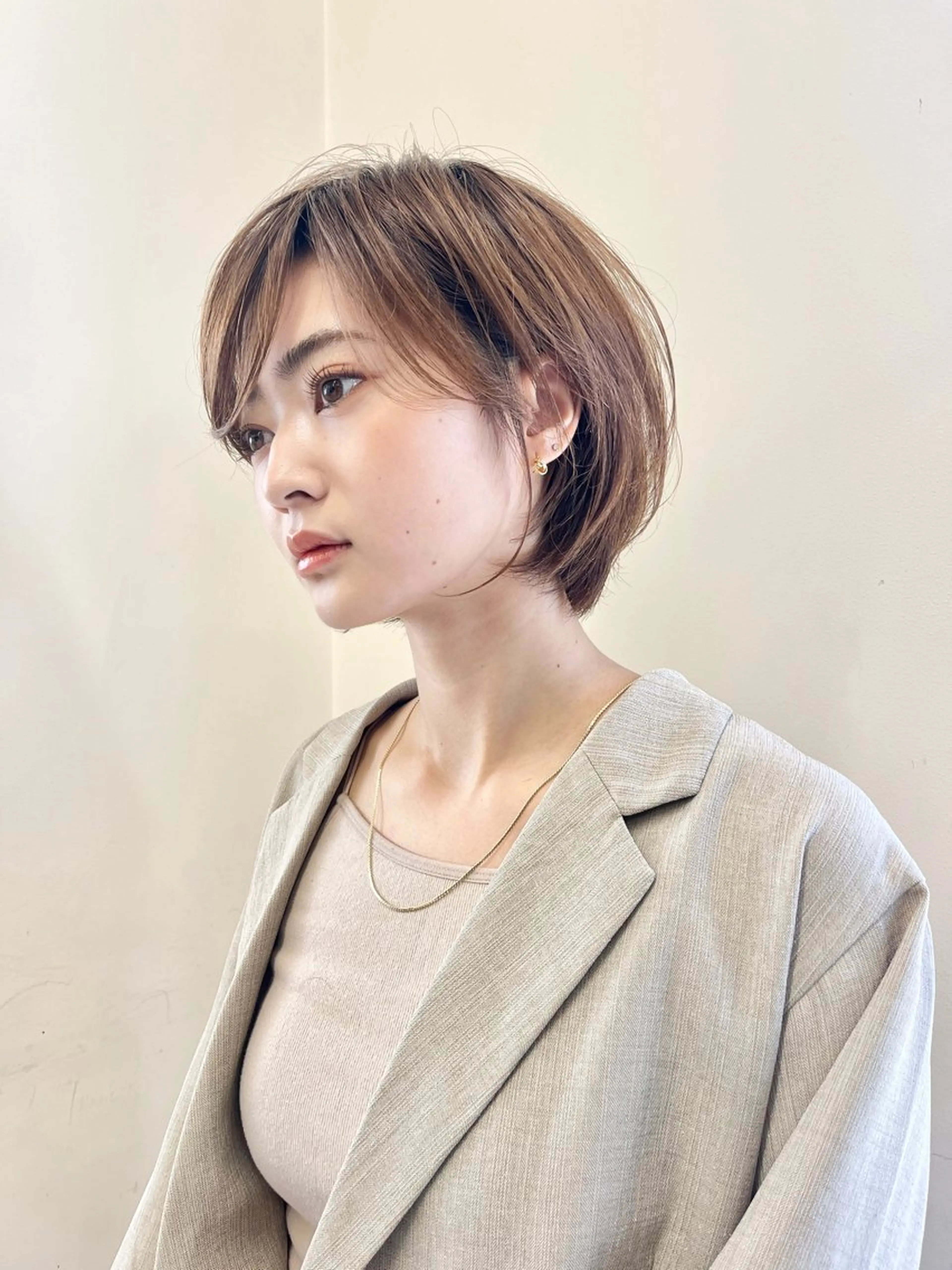 ショート 小池 功のヘアスタイル