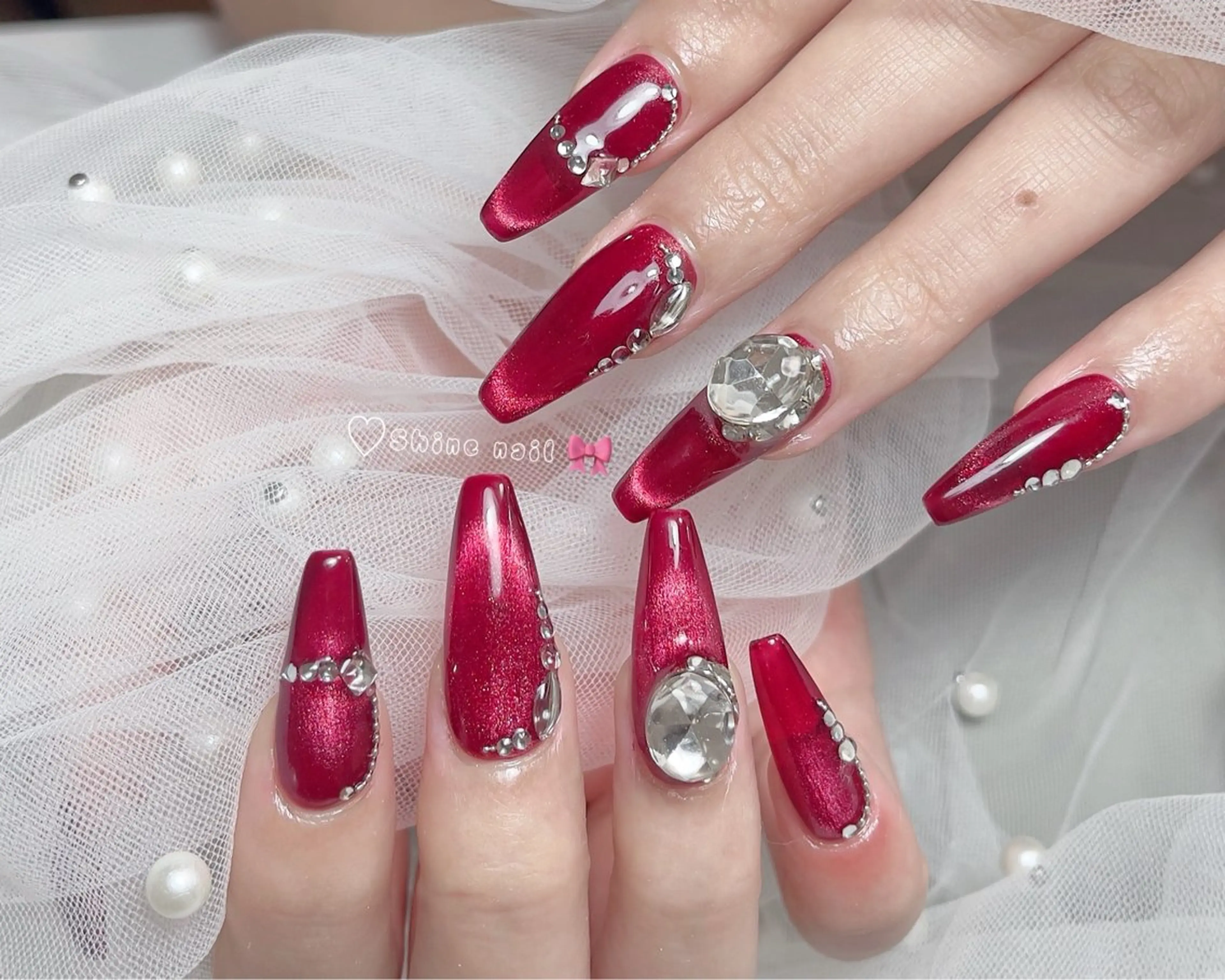 ネイル 〜Shine Nail〜【サイナネイル】パラジェル／ 長さだし／持ち込み／ワンホン／フィルイン所属・shine 🎀 長さだし&デザインのネイルデザイン