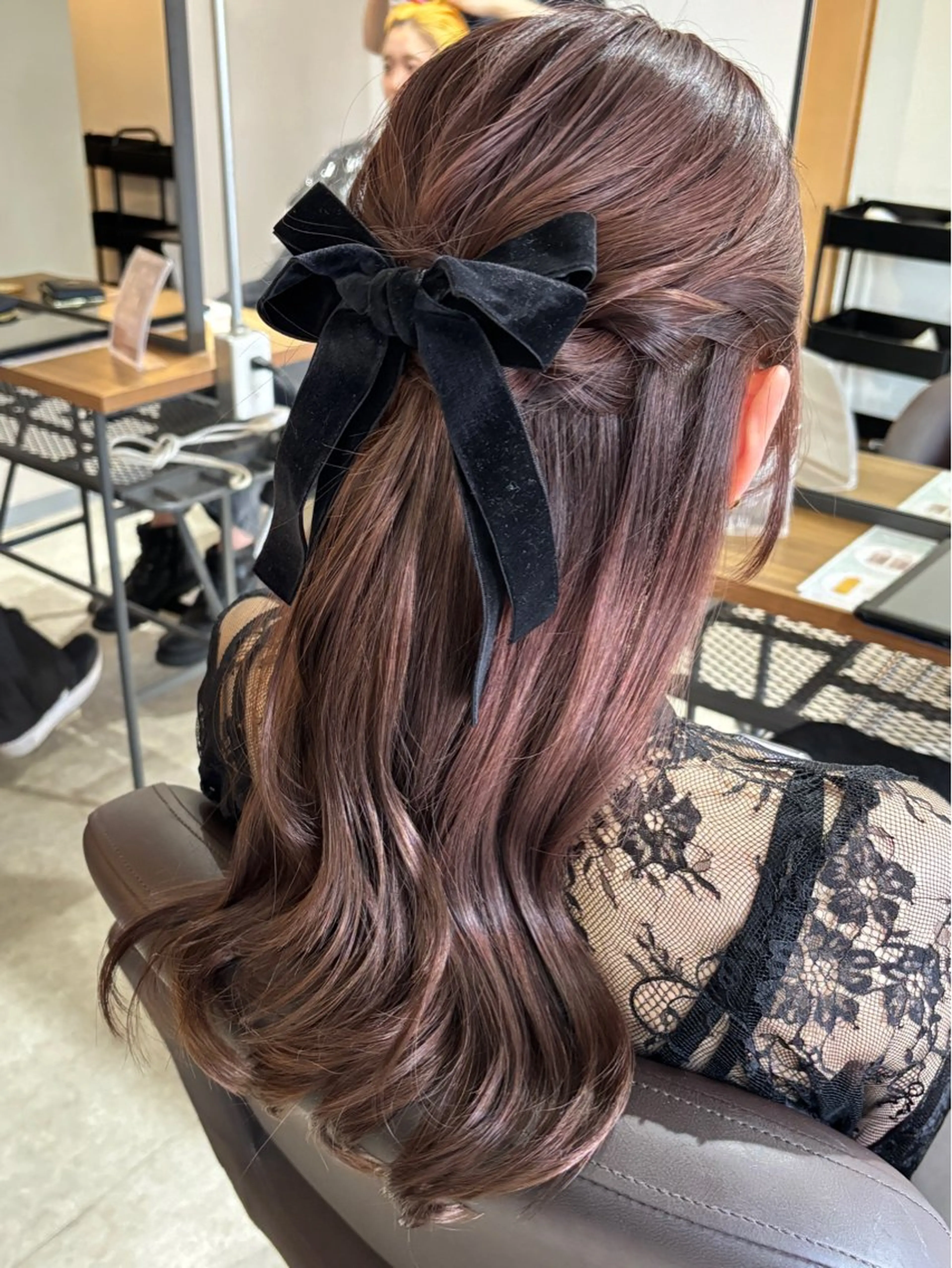 ヘアアレンジ ブリーチカラー🤍 髪質改善🌟のヘアスタイル