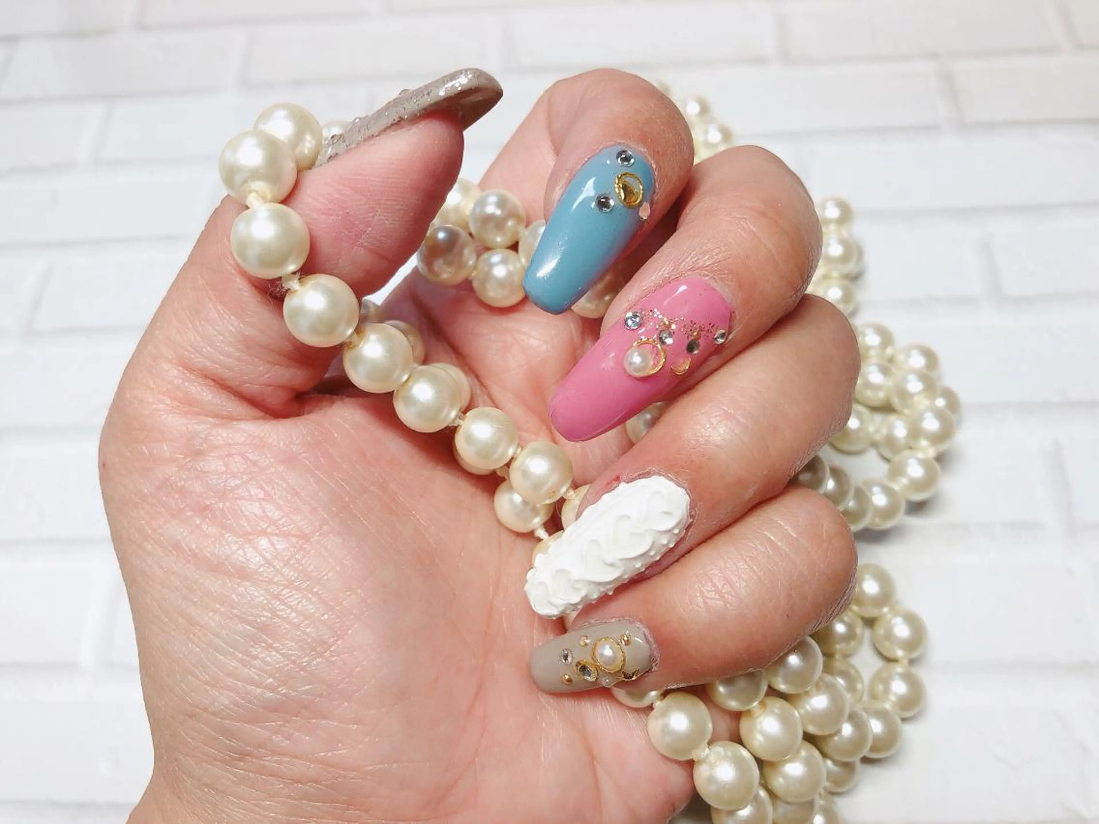 ネイル ハンドネイル ハンドケア ネイルサロン HARRYS所属・ネイル･脱毛サロン HARRYSのエステ・リラクイメージ