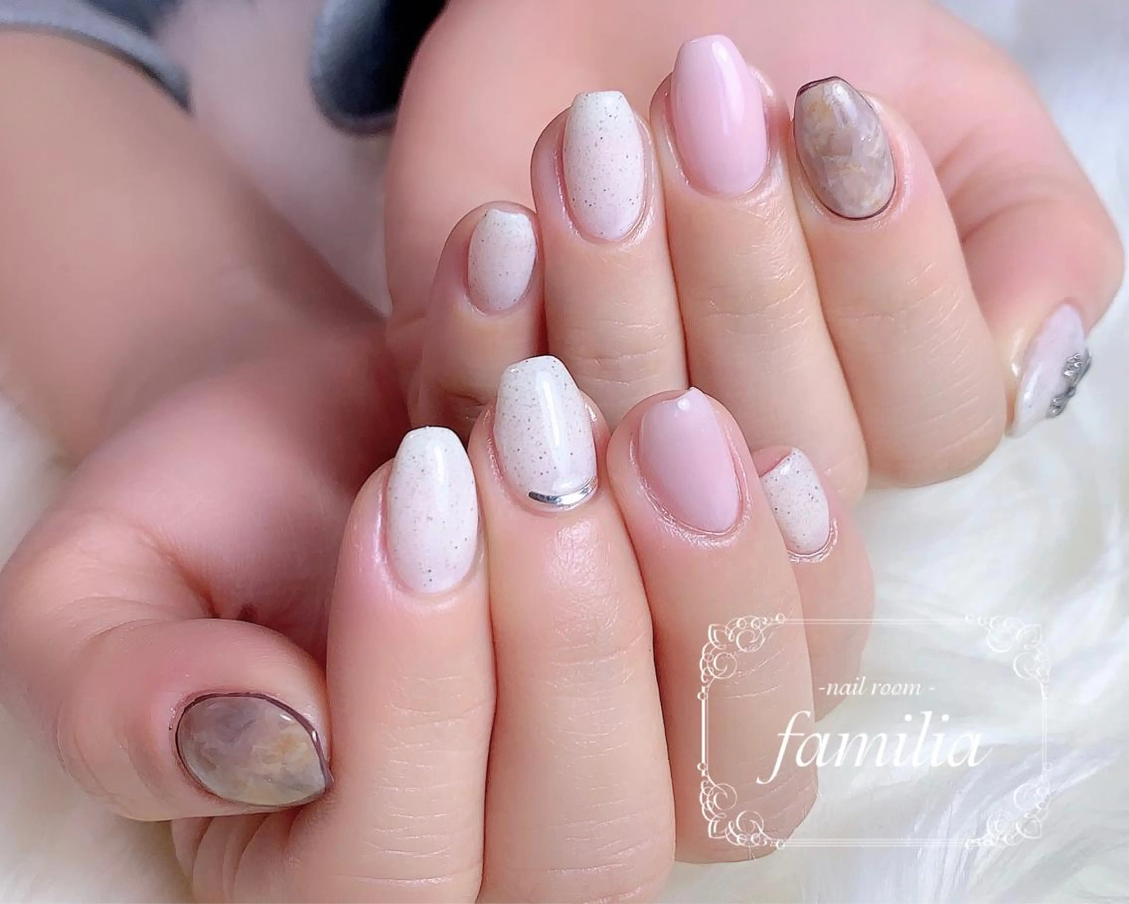ネイル -nailroom- familiaのネイルデザイン