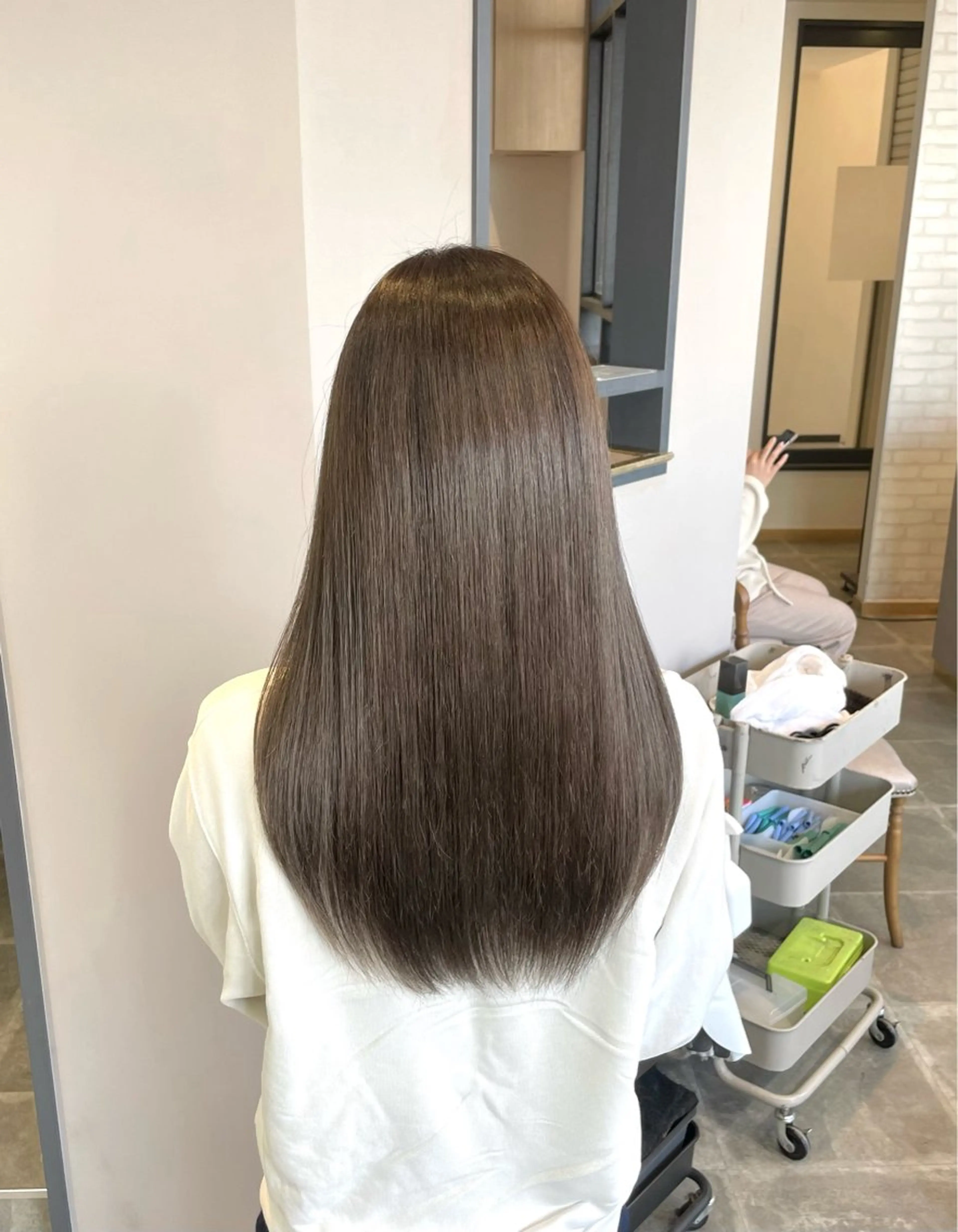 ロング カラー カット ヘアカラー トリートメント 西村 れいのヘアスタイル