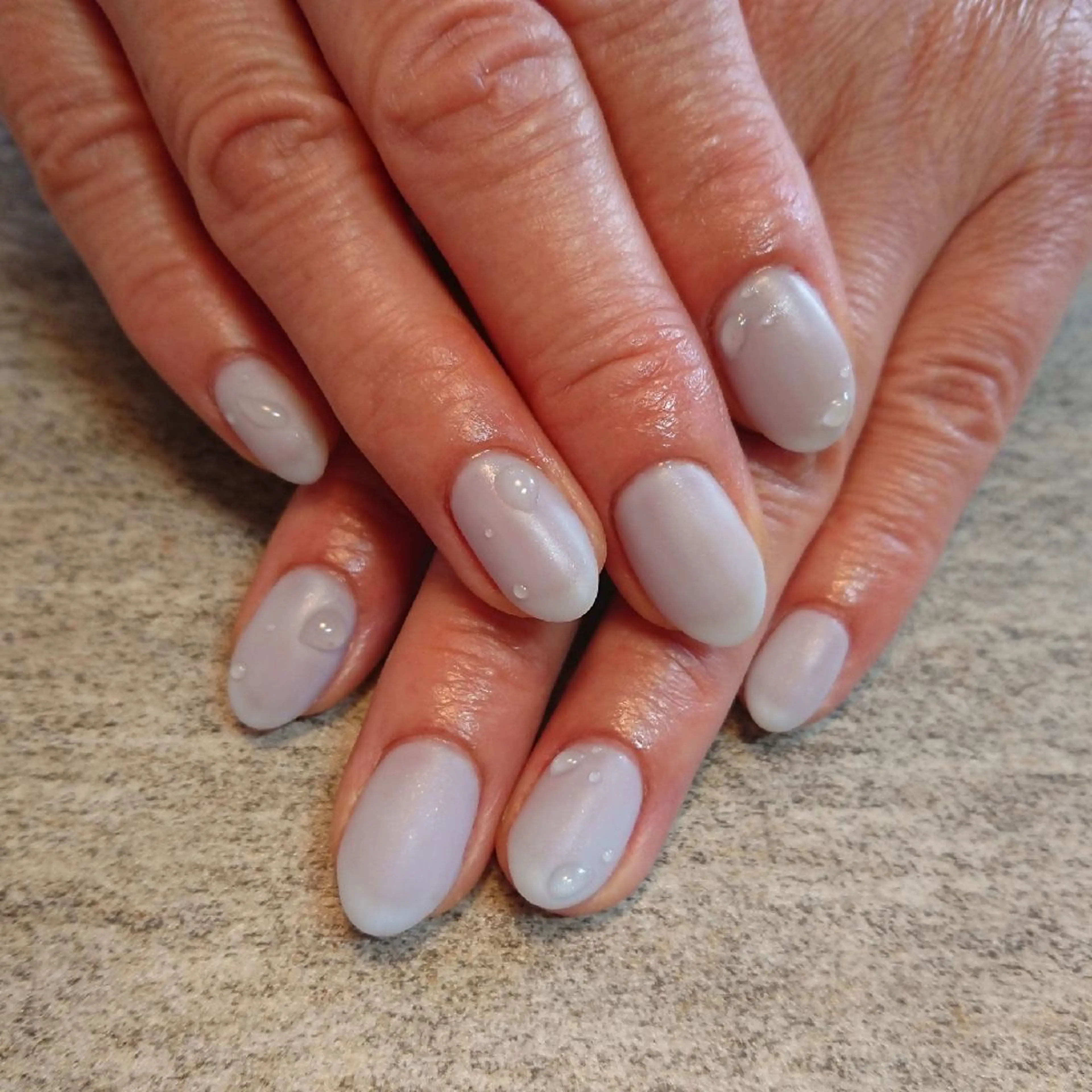 ネイル ジェヌインネイル 河内のネイルデザイン