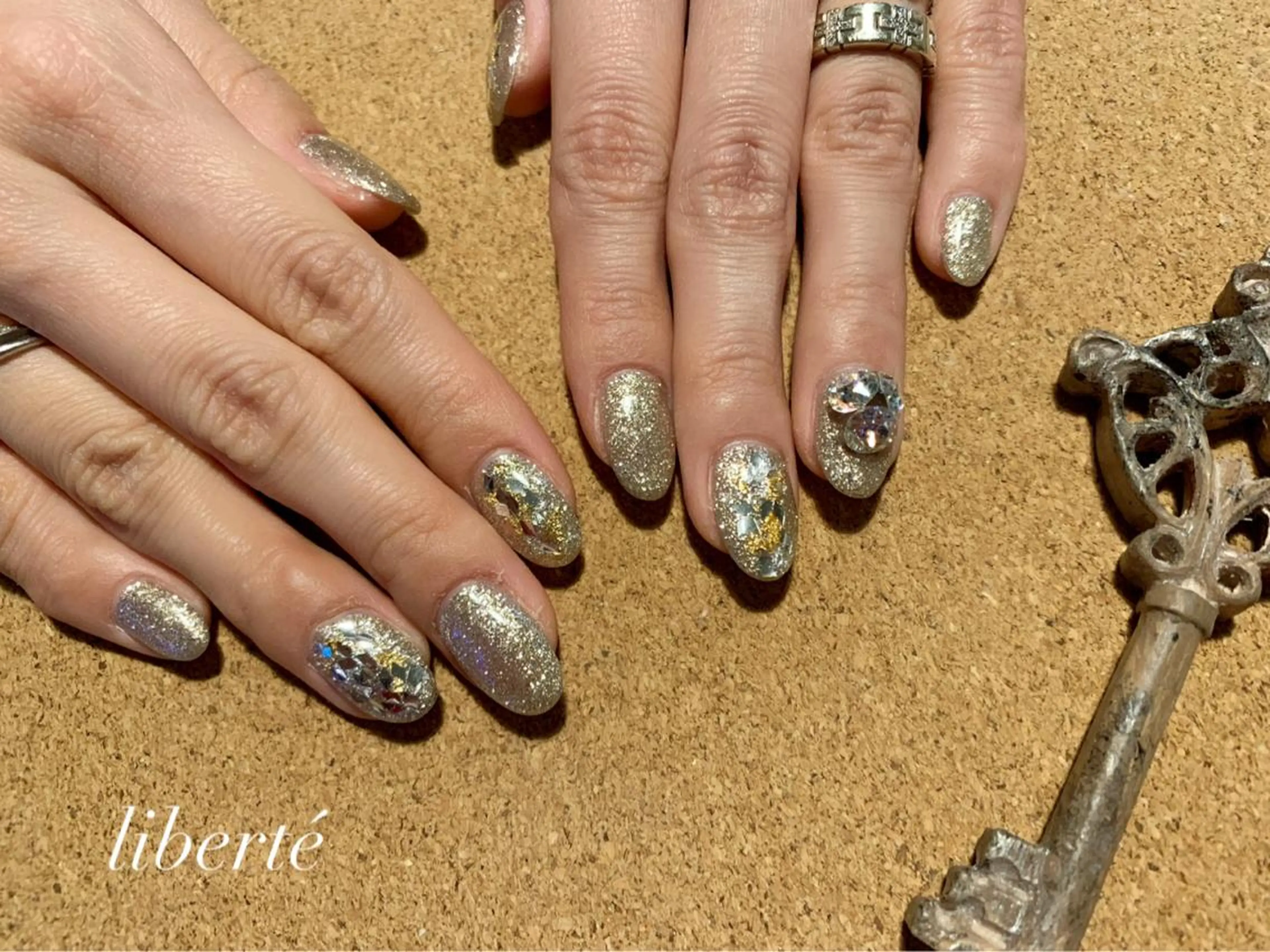 ネイル liberté (リベルテ)のネイルデザイン