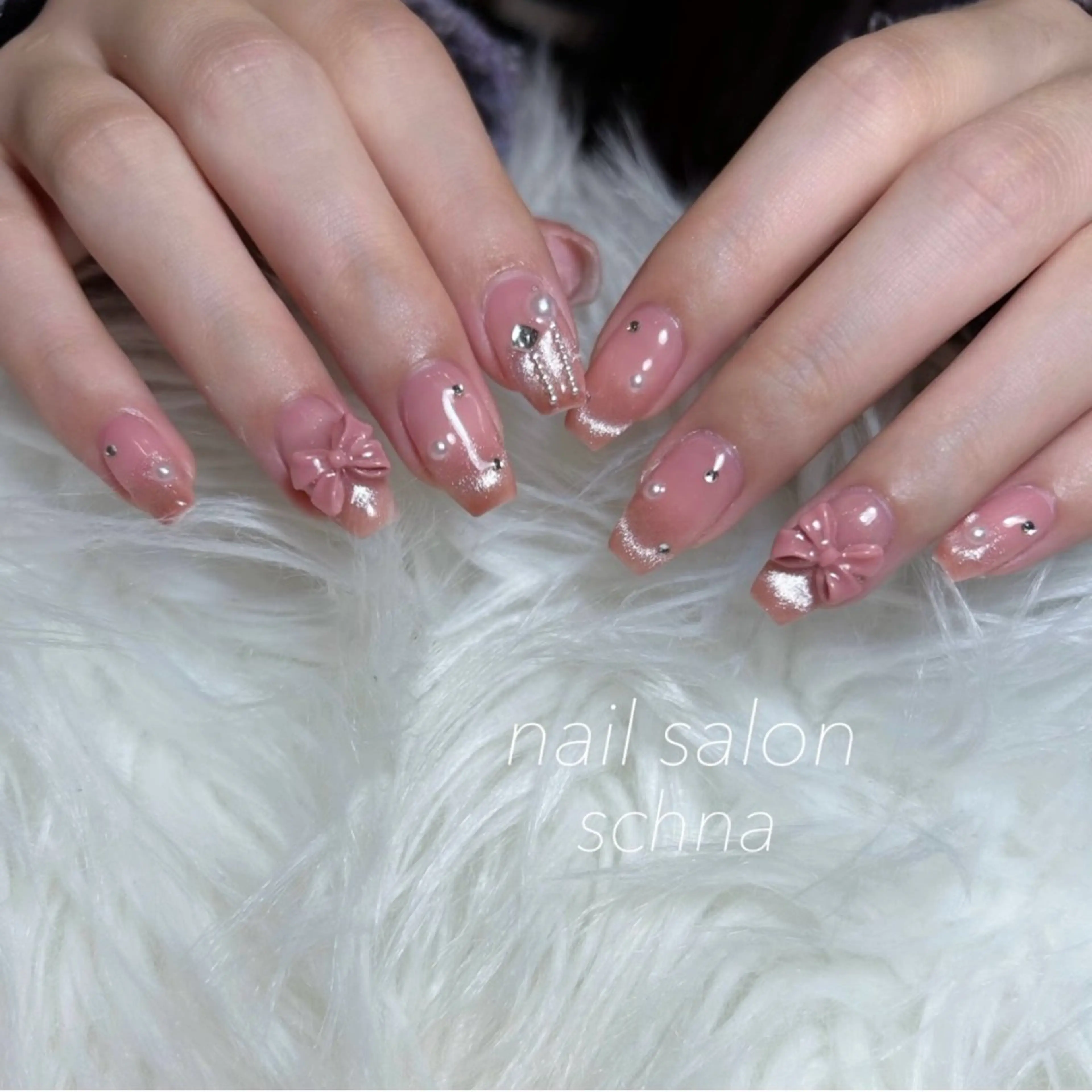 ネイル フレンチネイル マグネットネイル マグネットフレンチ nail salon schnaのネイルデザイン