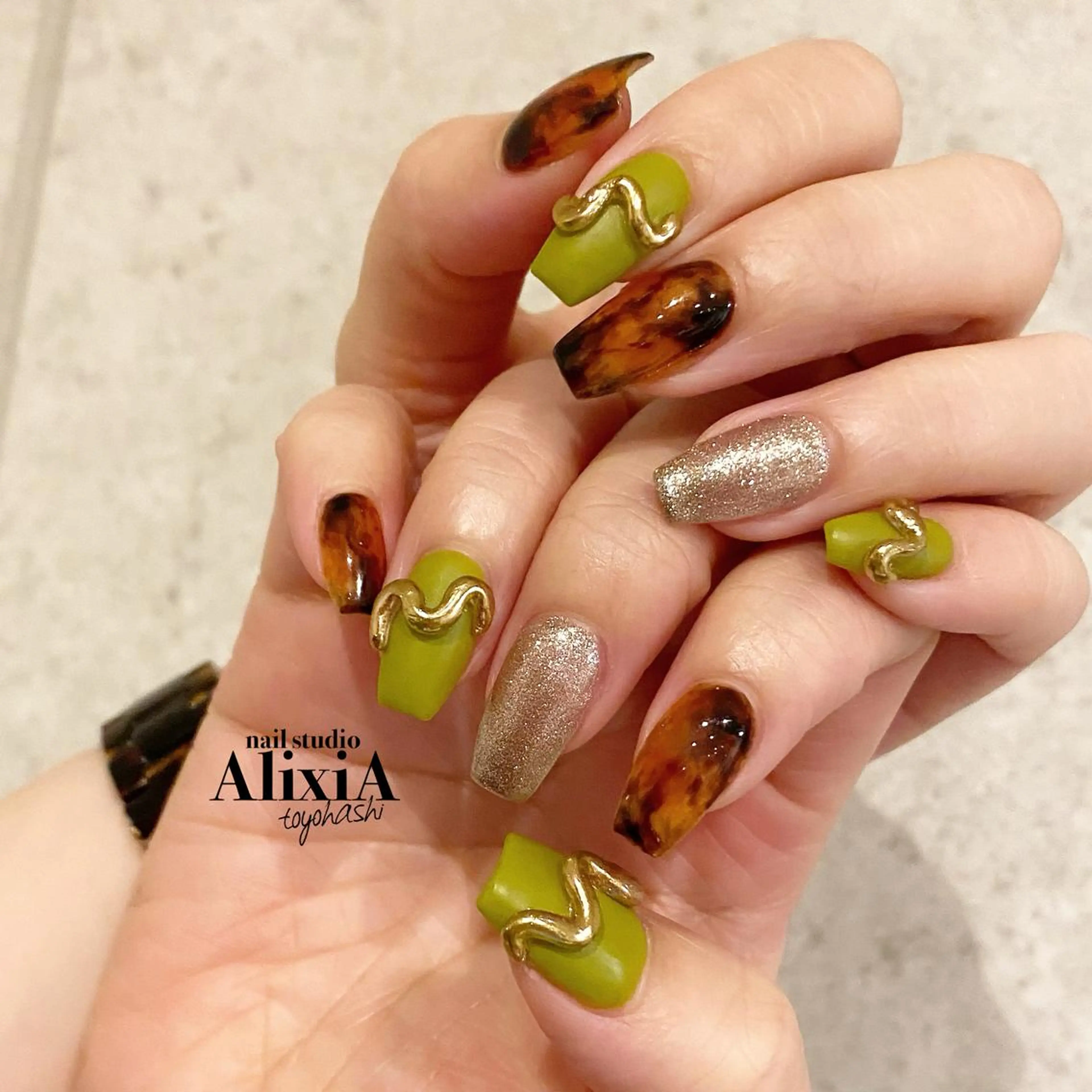 ネイル ハンドネイル AlixiA   nail studio所属・AlixiA ゆみのネイルデザイン