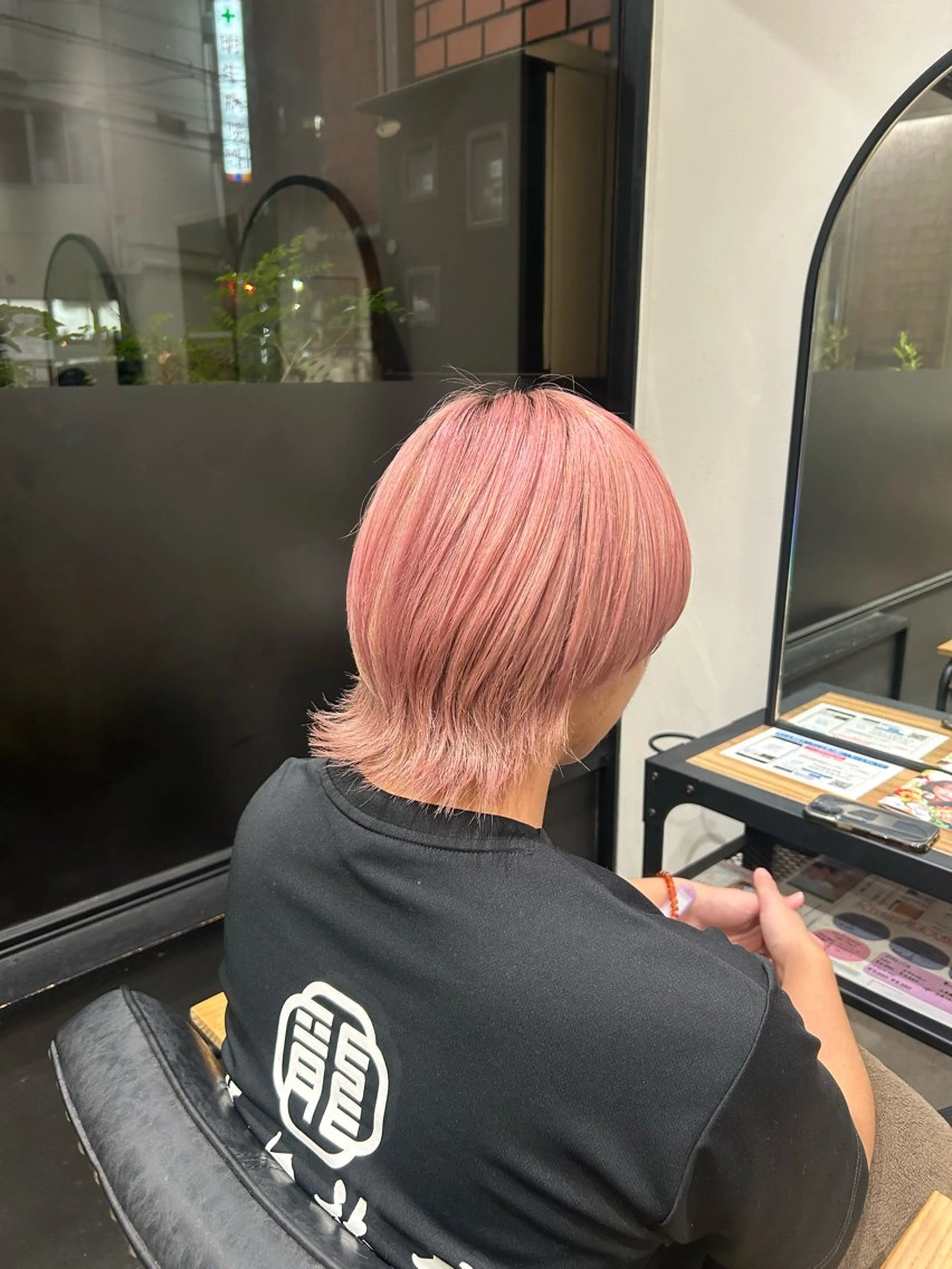 ショート カラー メンズ ピンクカラー ヘアカラー トリートメント cocotte 💟草間紫音💟のヘアスタイル