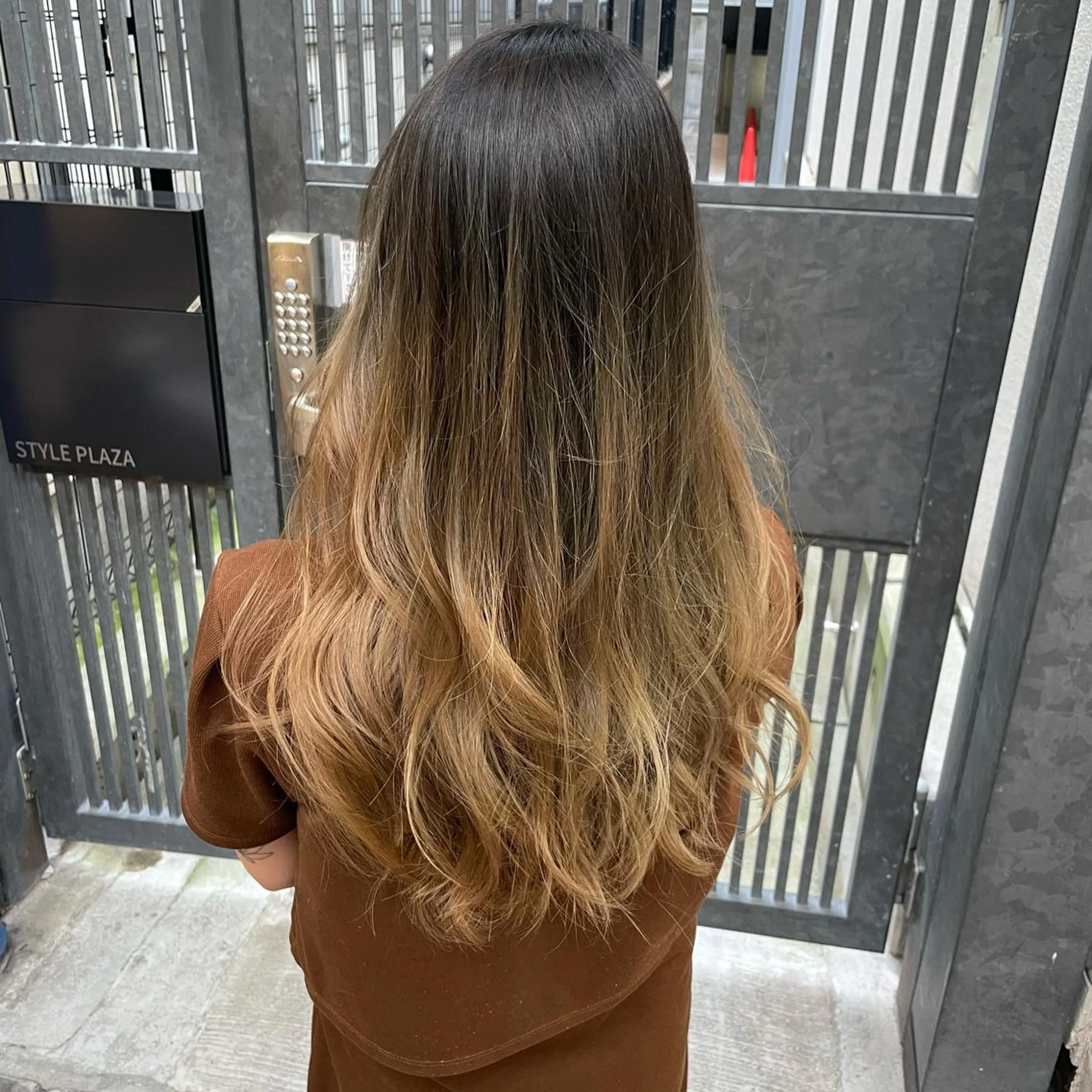 ロング カラー 大人可愛い/レイヤー /ブリーチ/溝口誠二のヘアスタイル