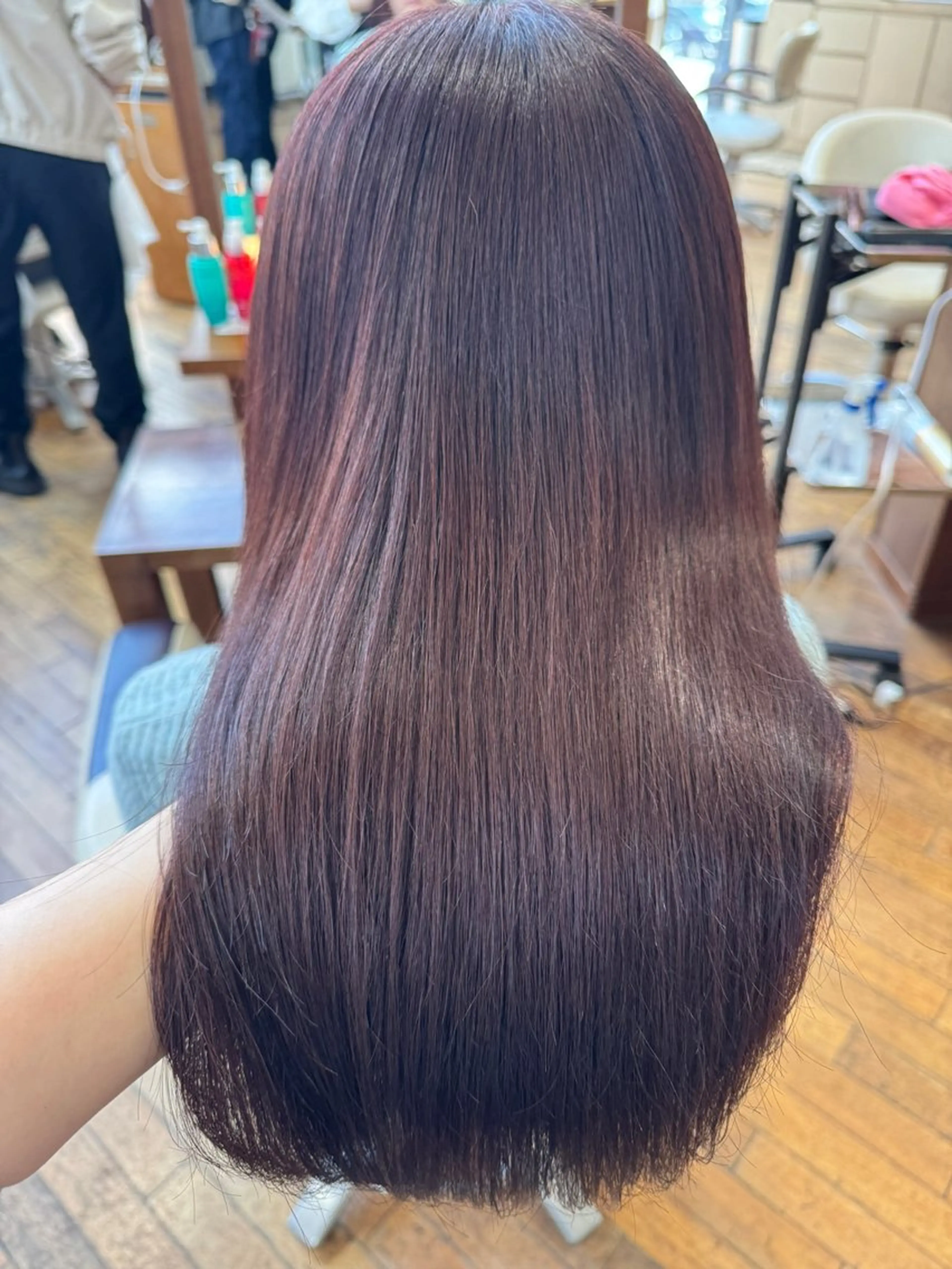 ロング 小平 琳のヘアスタイル