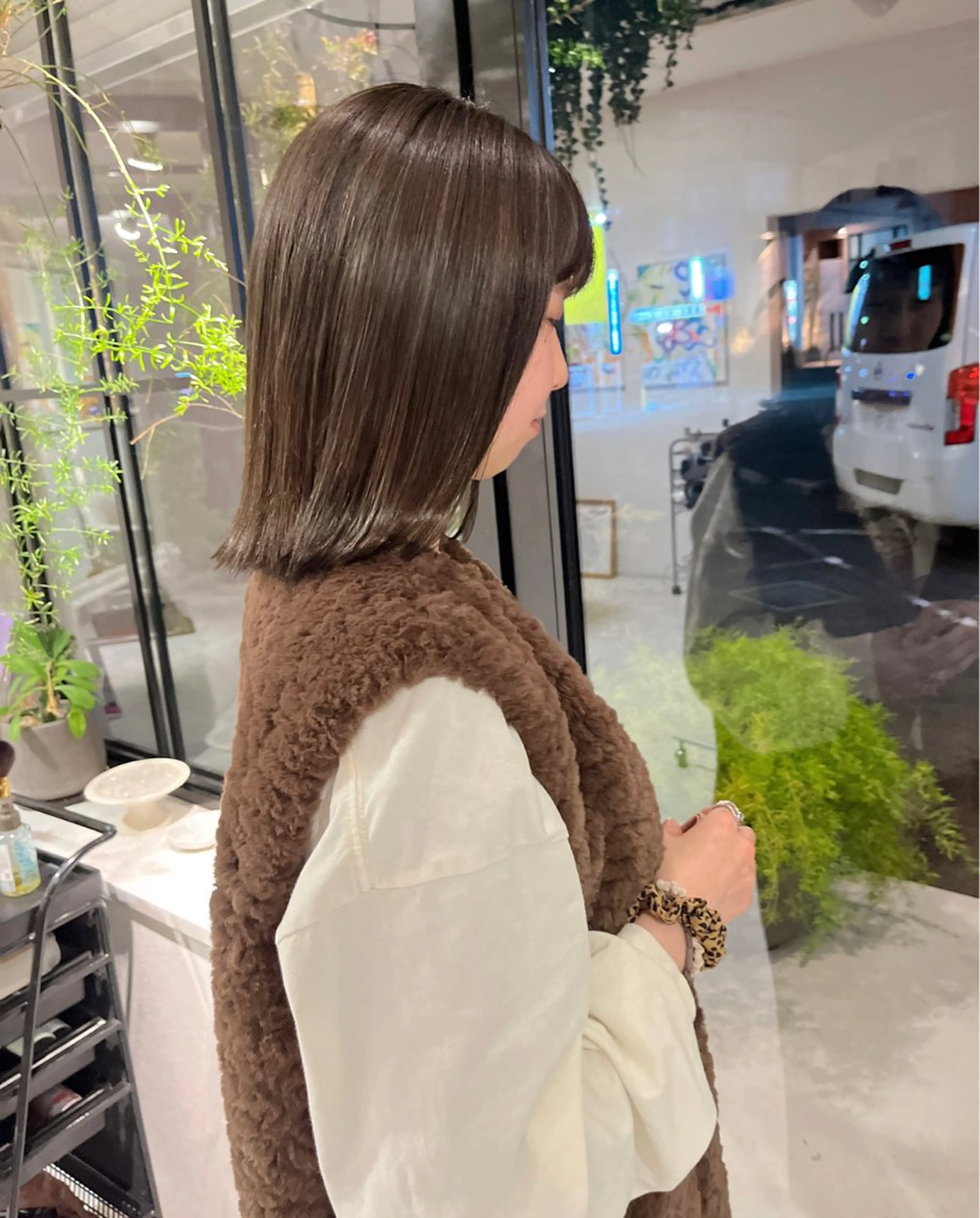 ミディアム カラー ハイライトカラー ハイライト 和泉市フルール 古賀　薫のヘアスタイル