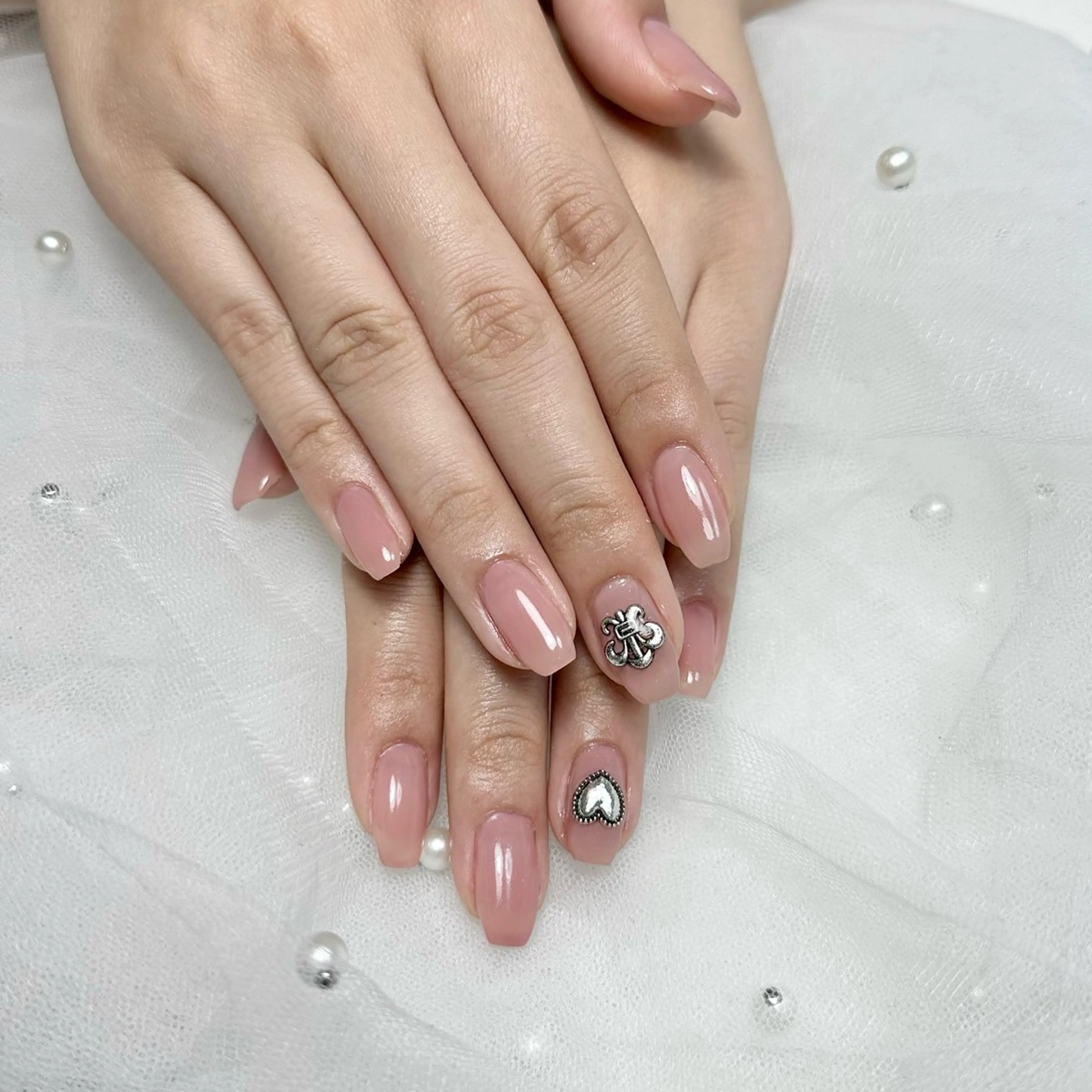 ネイル LAUR Natsukiのネイルデザイン