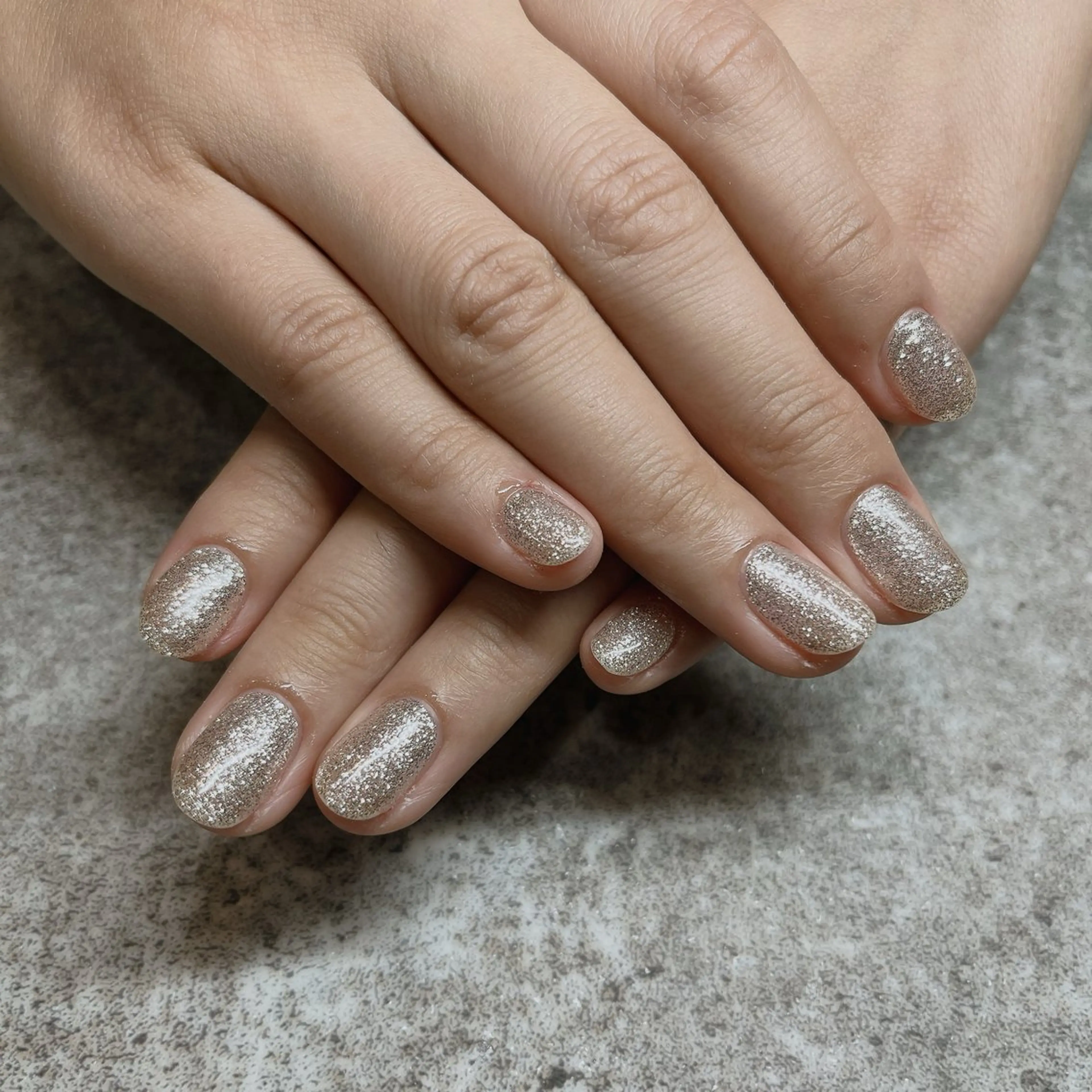 ネイル アマンビューティーリゾート所属・竹内 日菜のマツエク・マツパデザイン