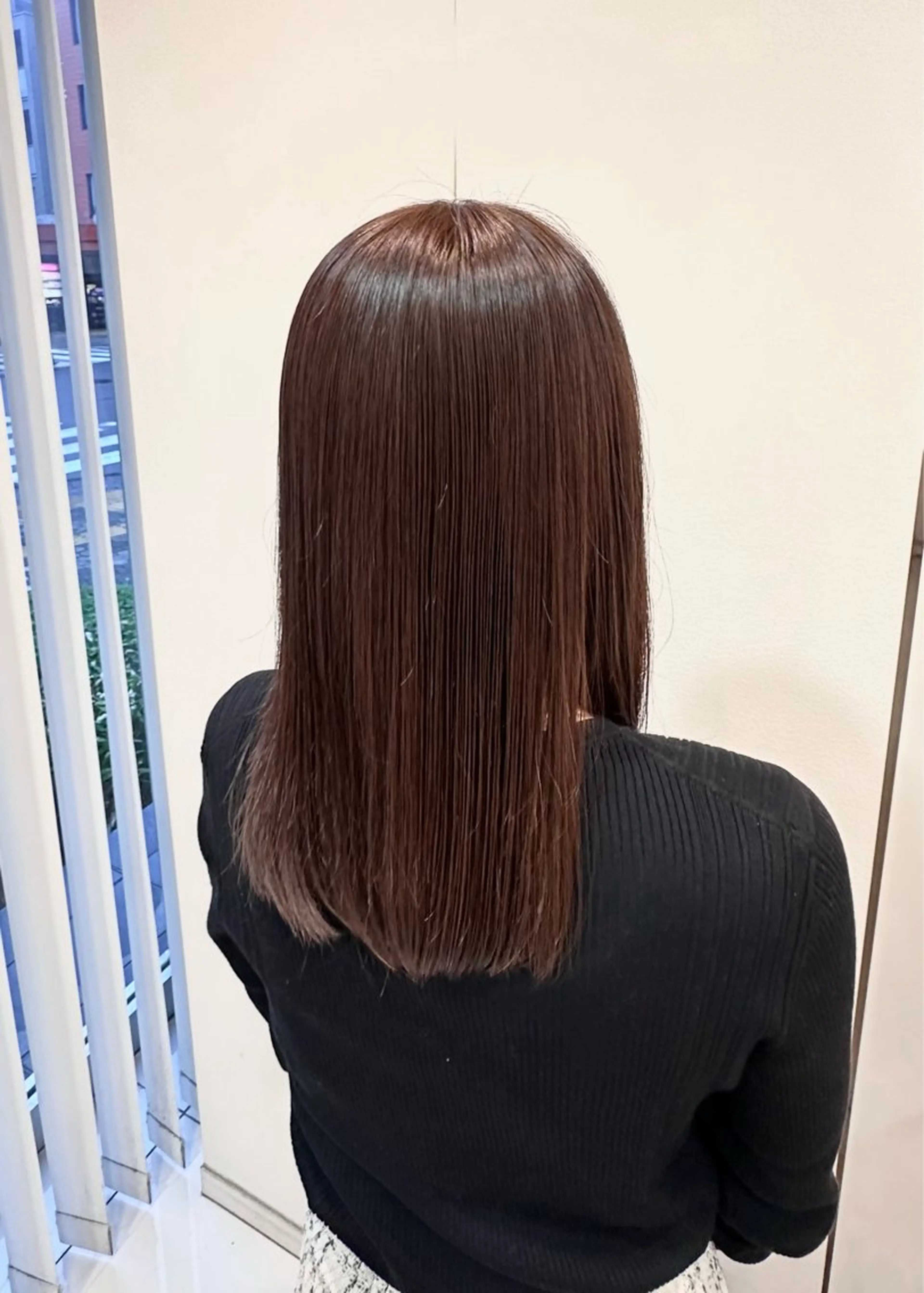 セミロング カラー 南出 碧夢のヘアスタイル