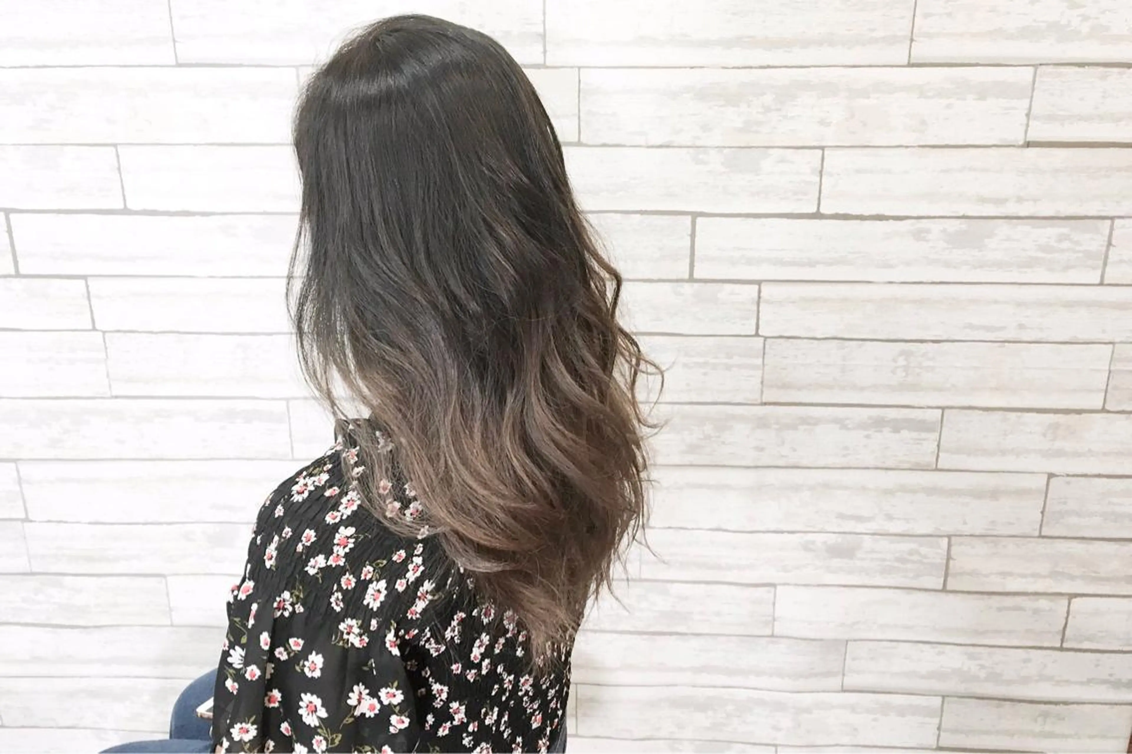 ロング カラー ヘアアレンジ ダブルカラー グラデーションカラー ANBEL所属・ANBEL代表 西尾裕樹のヘアスタイル