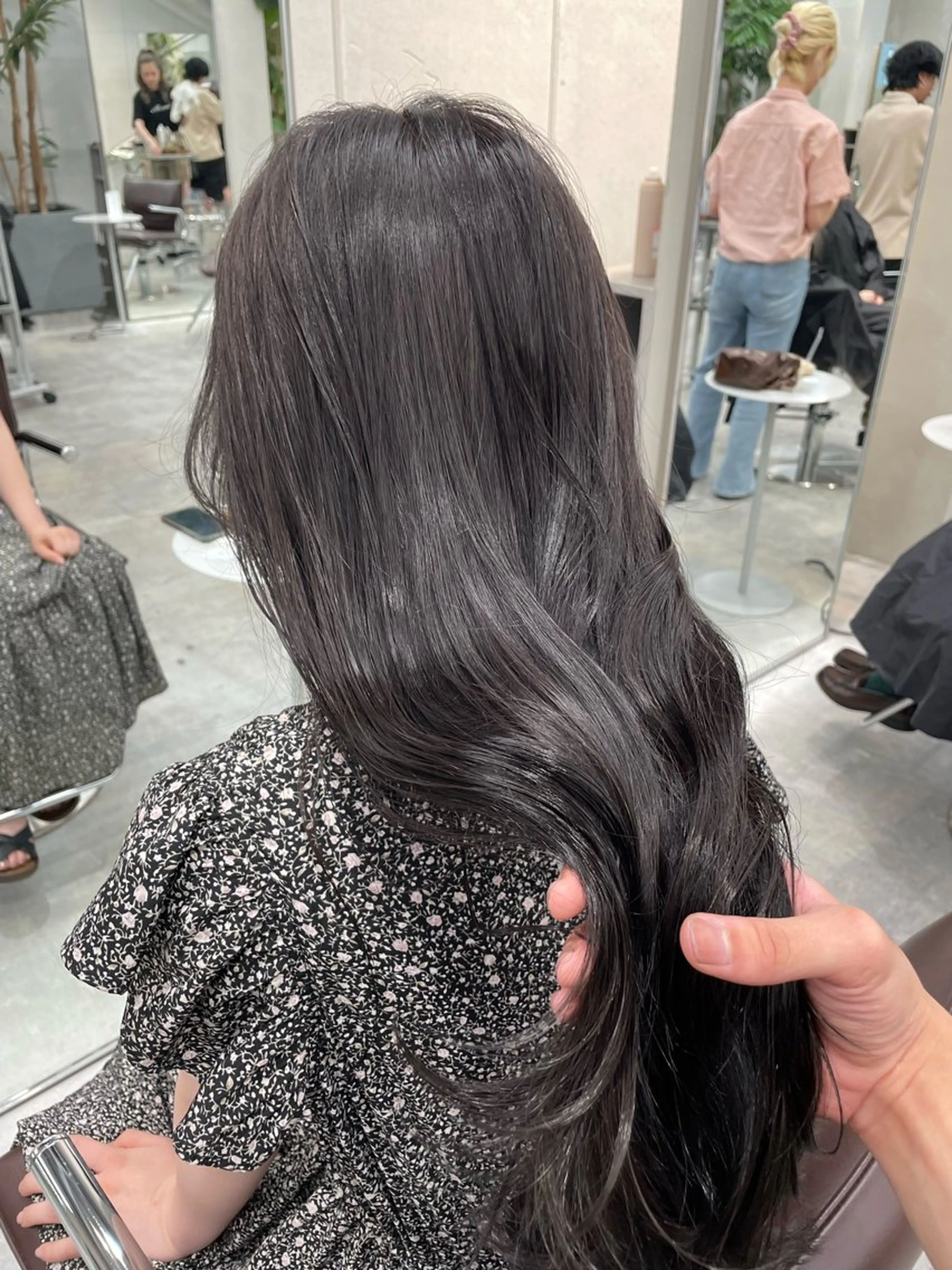 ロング カラー ヘアアレンジ 透明感カラー the path shogo🌻のヘアスタイル