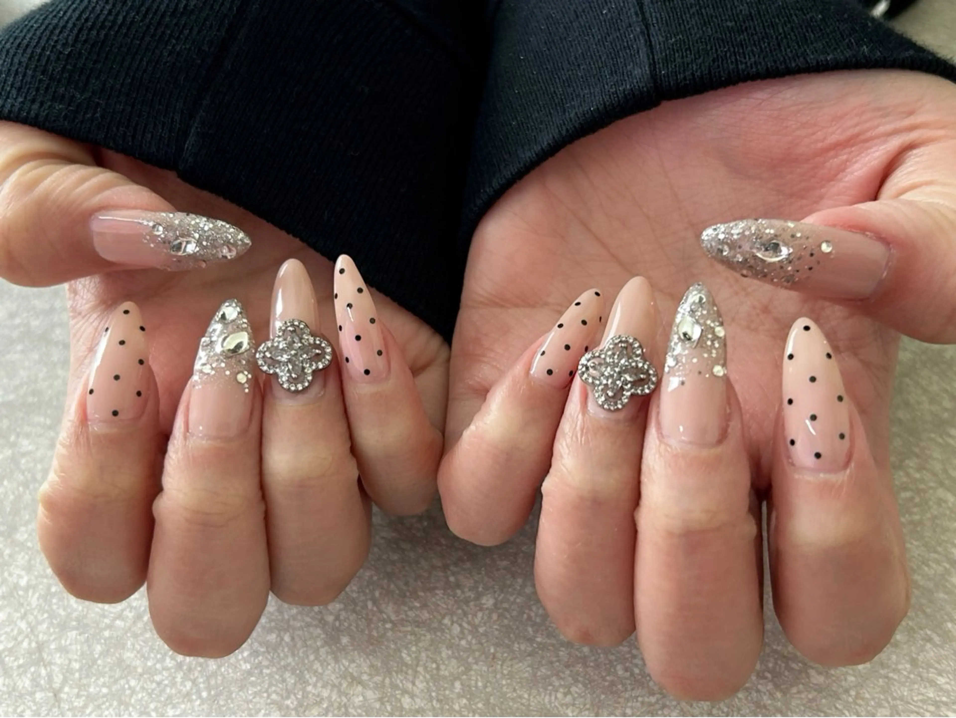 ネイル ロングネイル ワンホンネイル ハンドネイル i nailのネイルデザイン