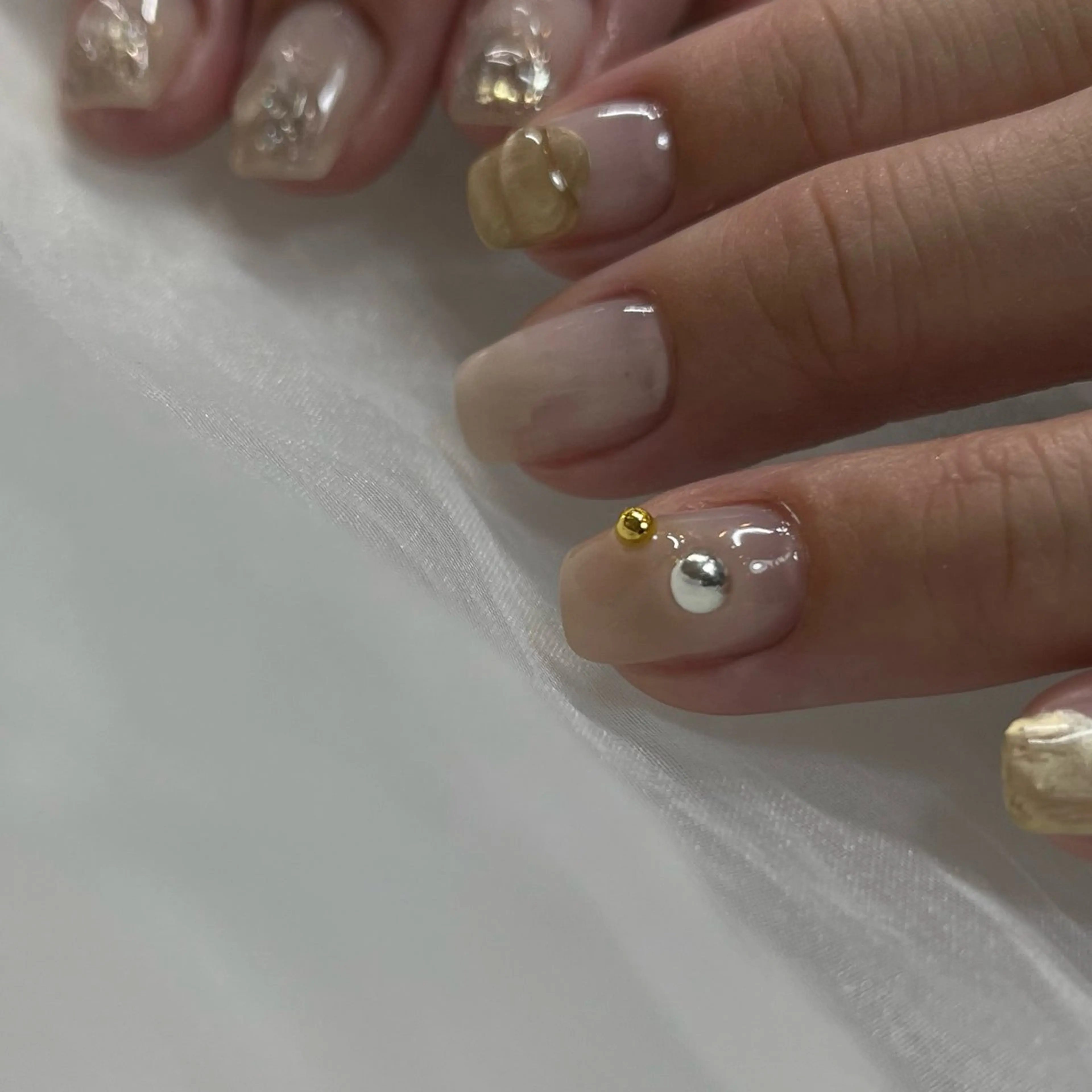 ネイル ハンドネイル atelier alle.のネイルデザイン