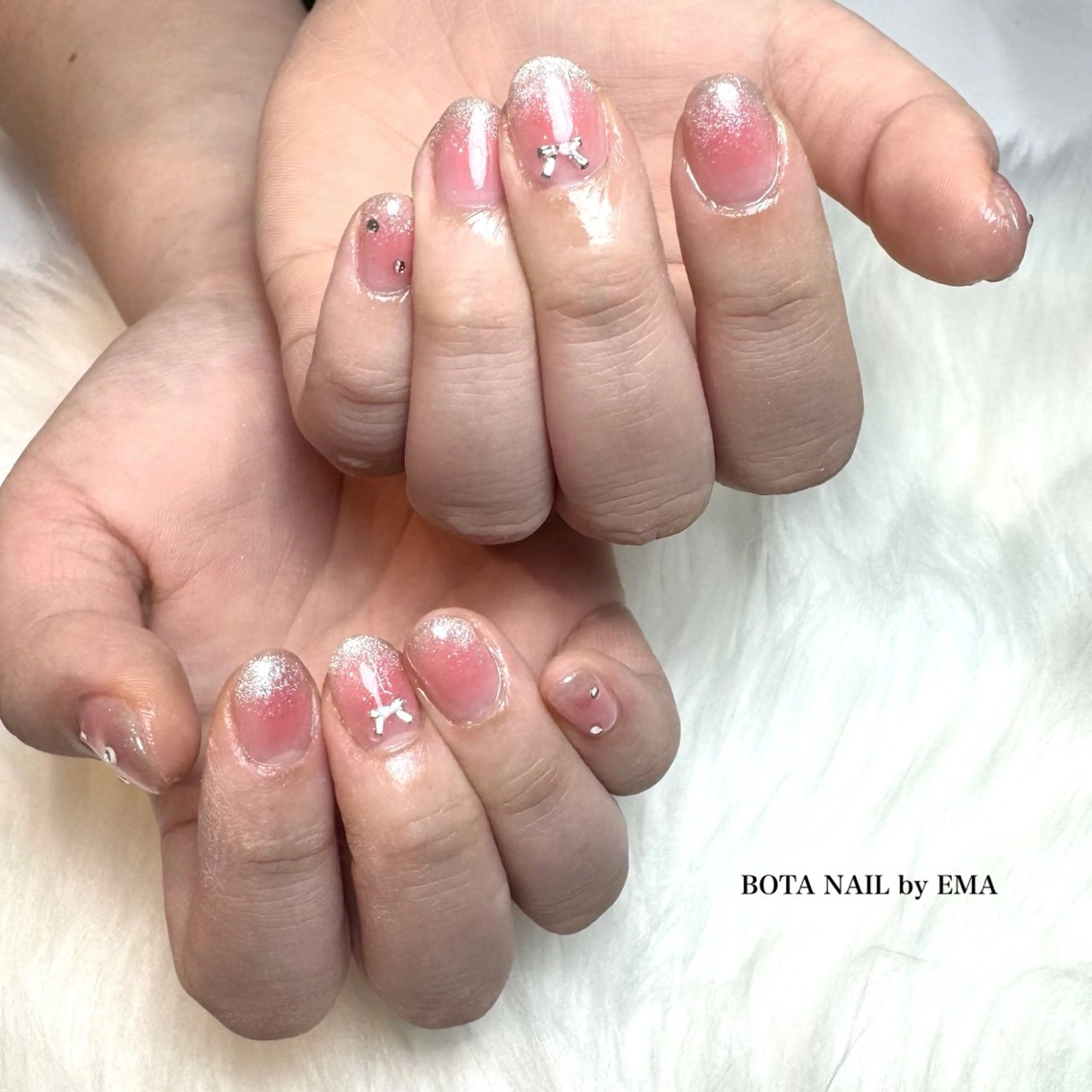 ネイル チークネイル ジェルネイル ロングネイル マグネットネイル パラジェル ハンドネイル BOTANAIL. EMAのネイルデザイン