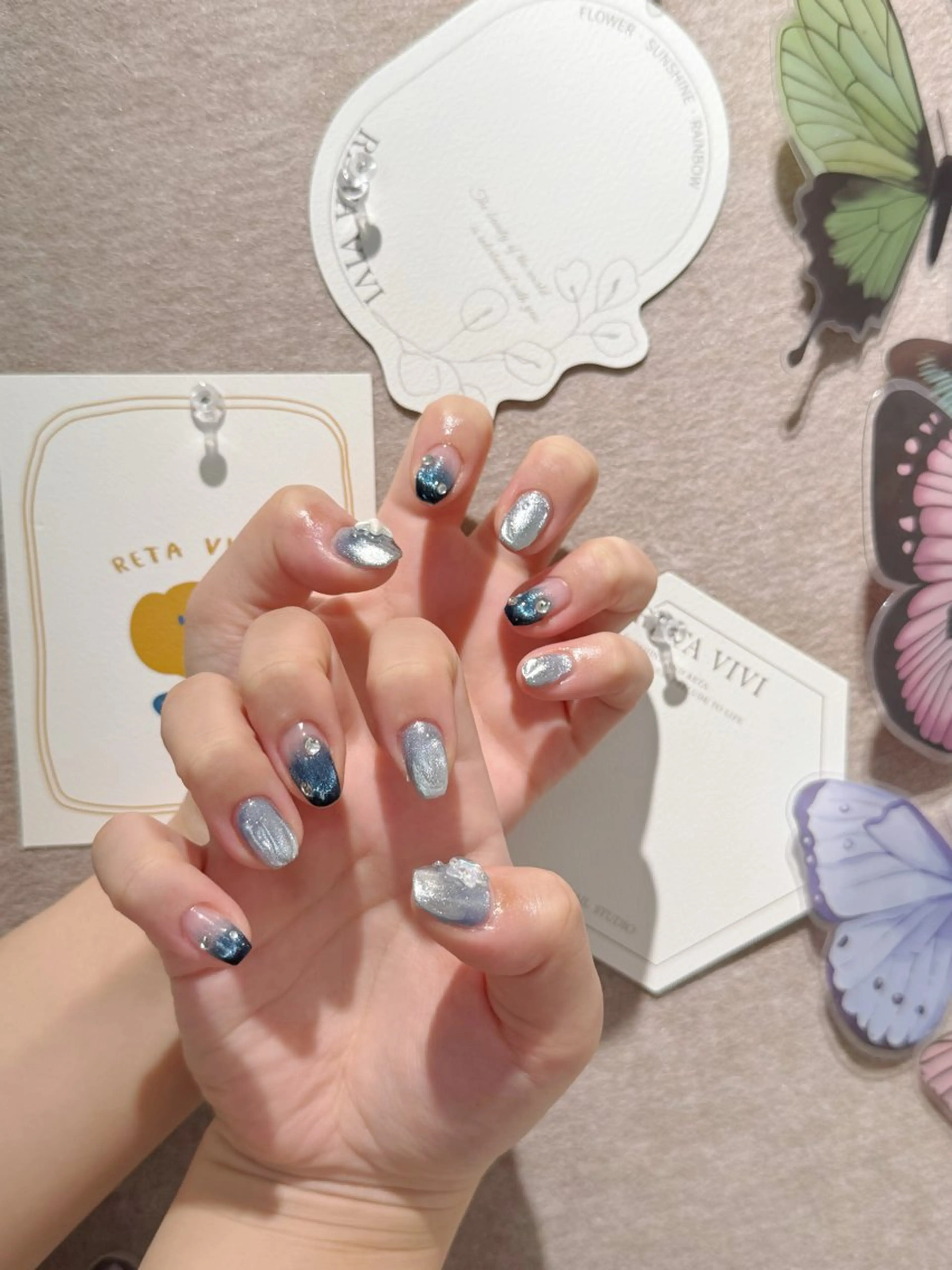 ネイル ハンドネイル ハンドケア ヨウ キョウセンのネイルデザイン