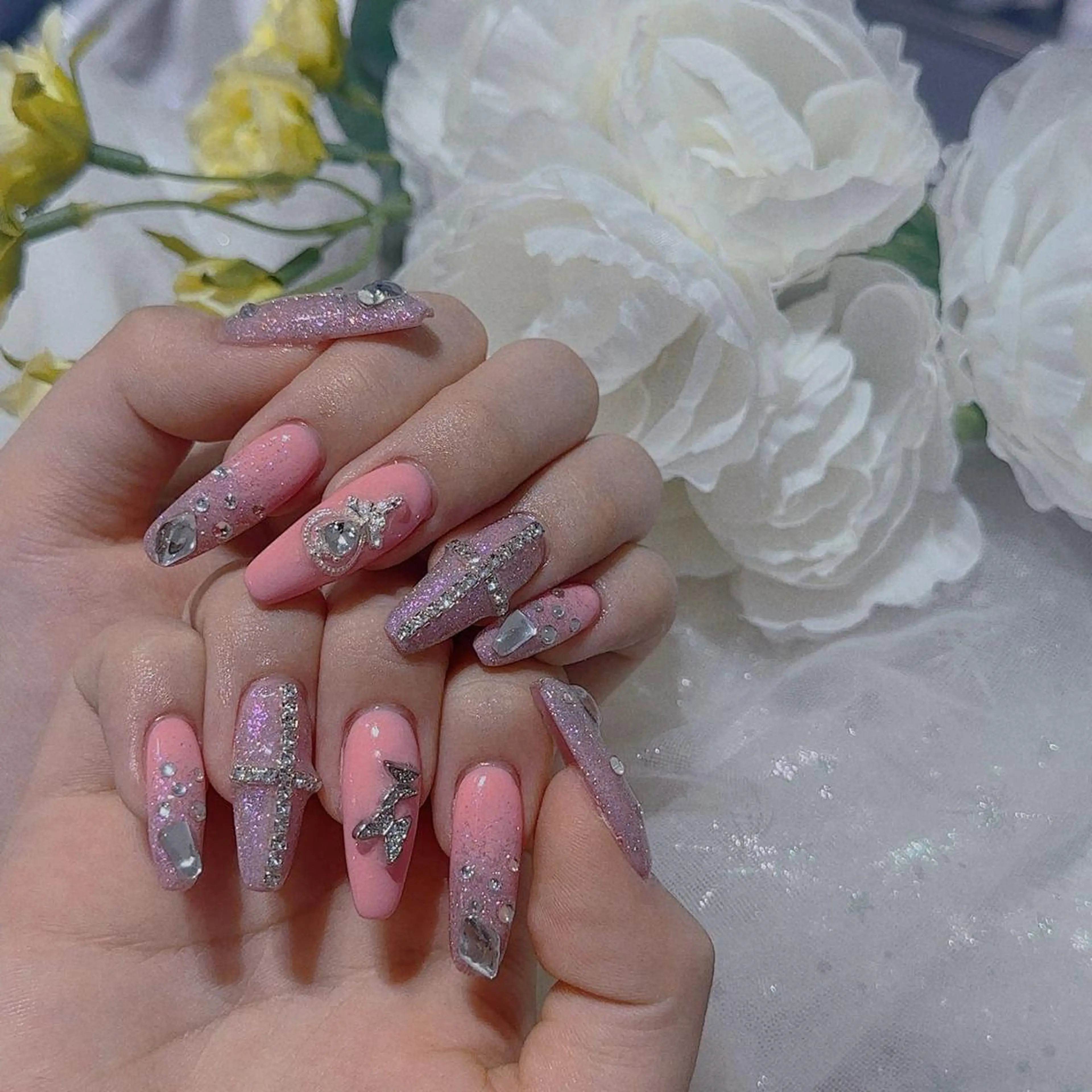 ネイル 長さ出し ネイルチップ Queens momoのネイルデザイン