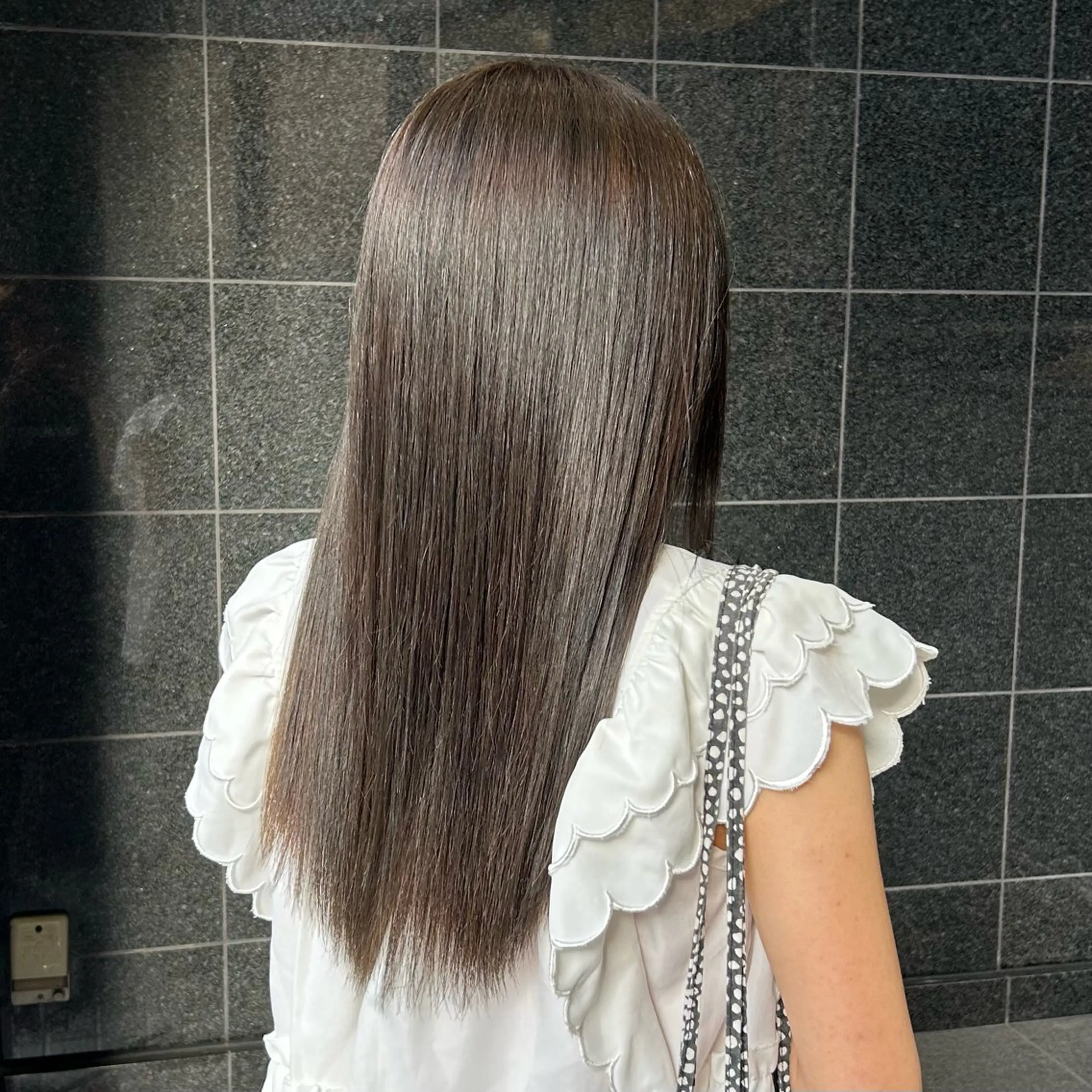 ロング calna 古賀 菜摘のヘアスタイル