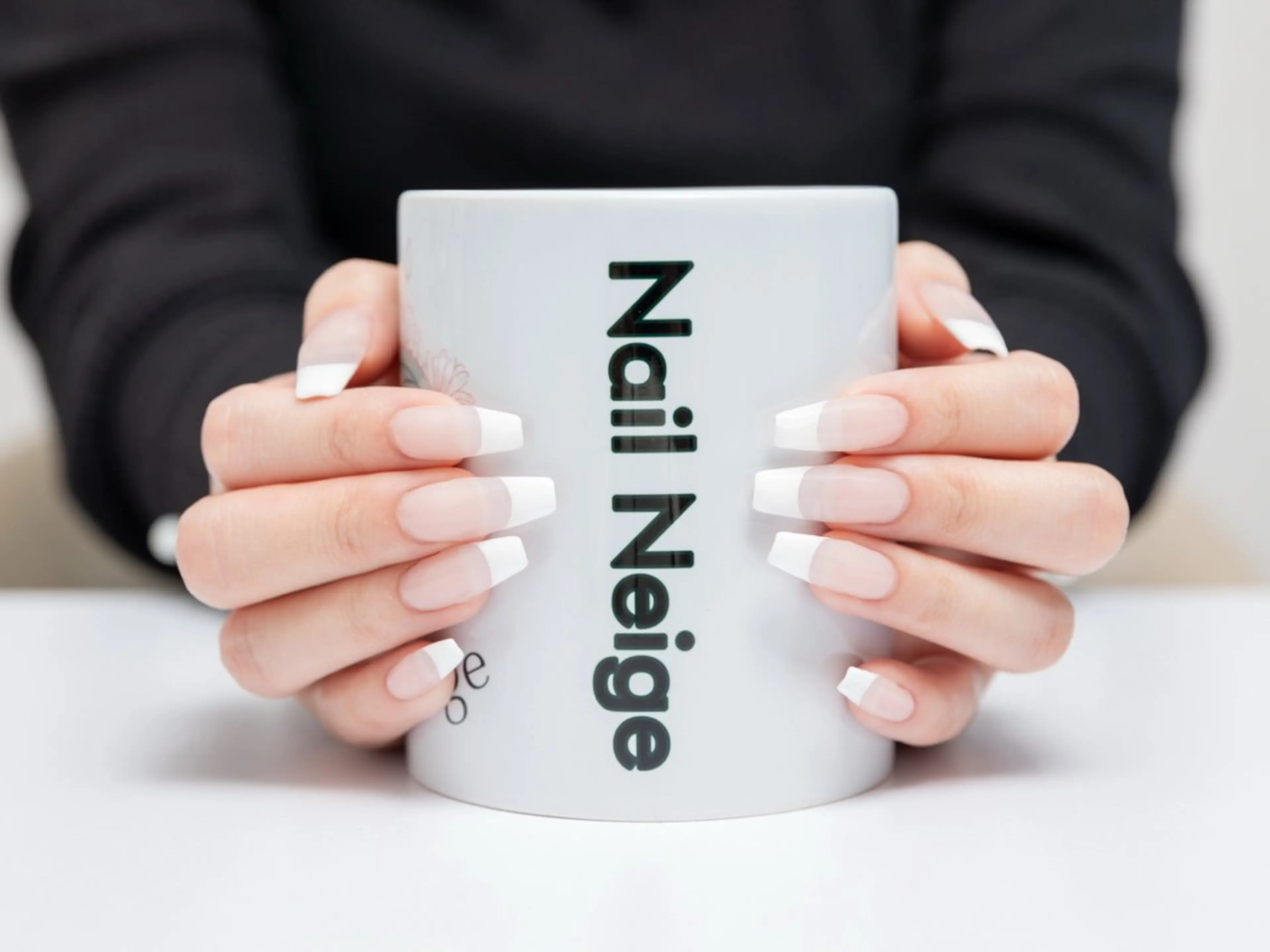 ネイル アートネイル ジェルネイル マグネットネイル 持ち込み ニュアンスネイル Nail Neige🐈🌙のネイルデザイン