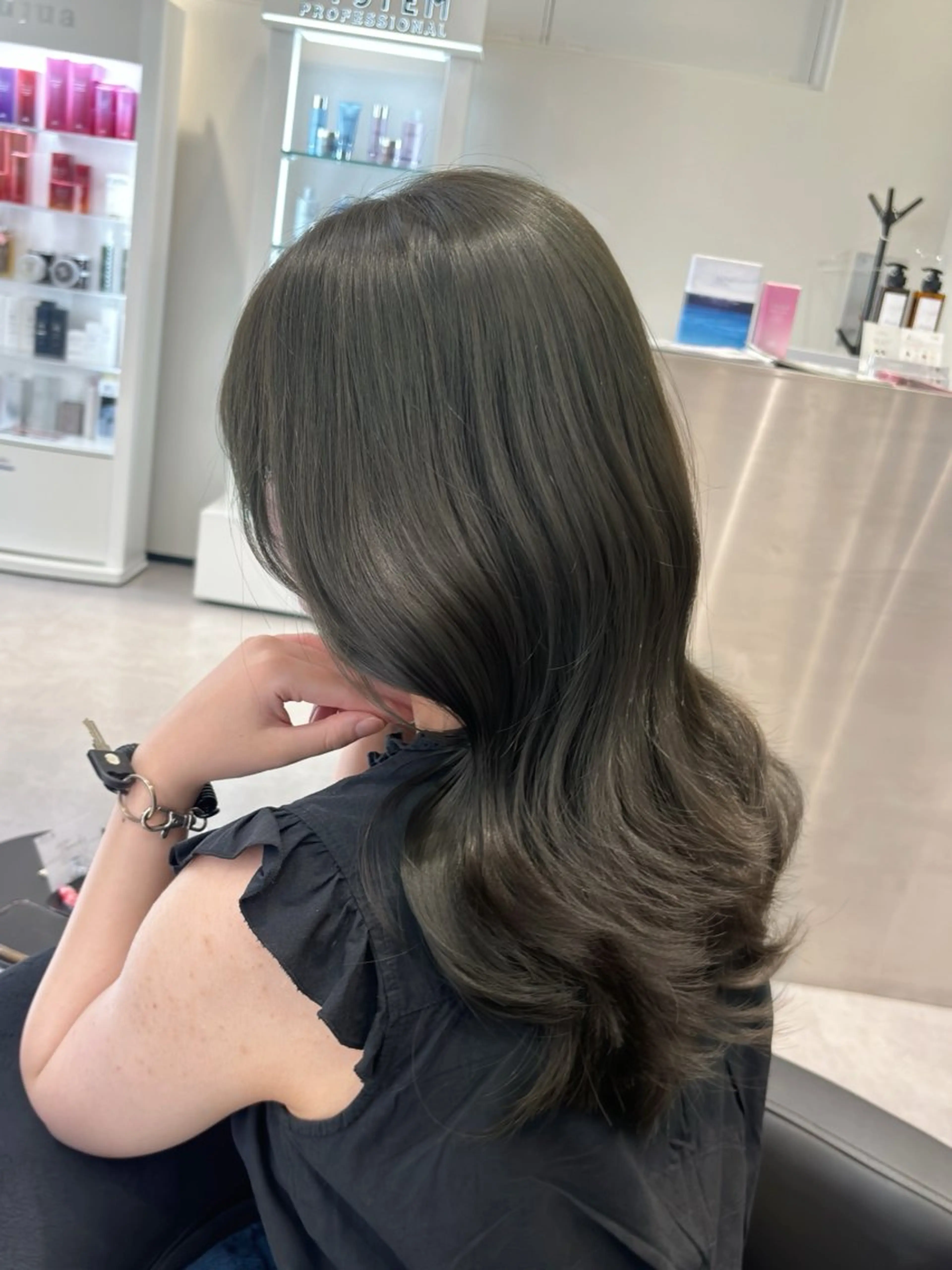 🎶12月ミニモ限定クーポン🎶　韓国風カット&透明感艶髪カラー💕の写真