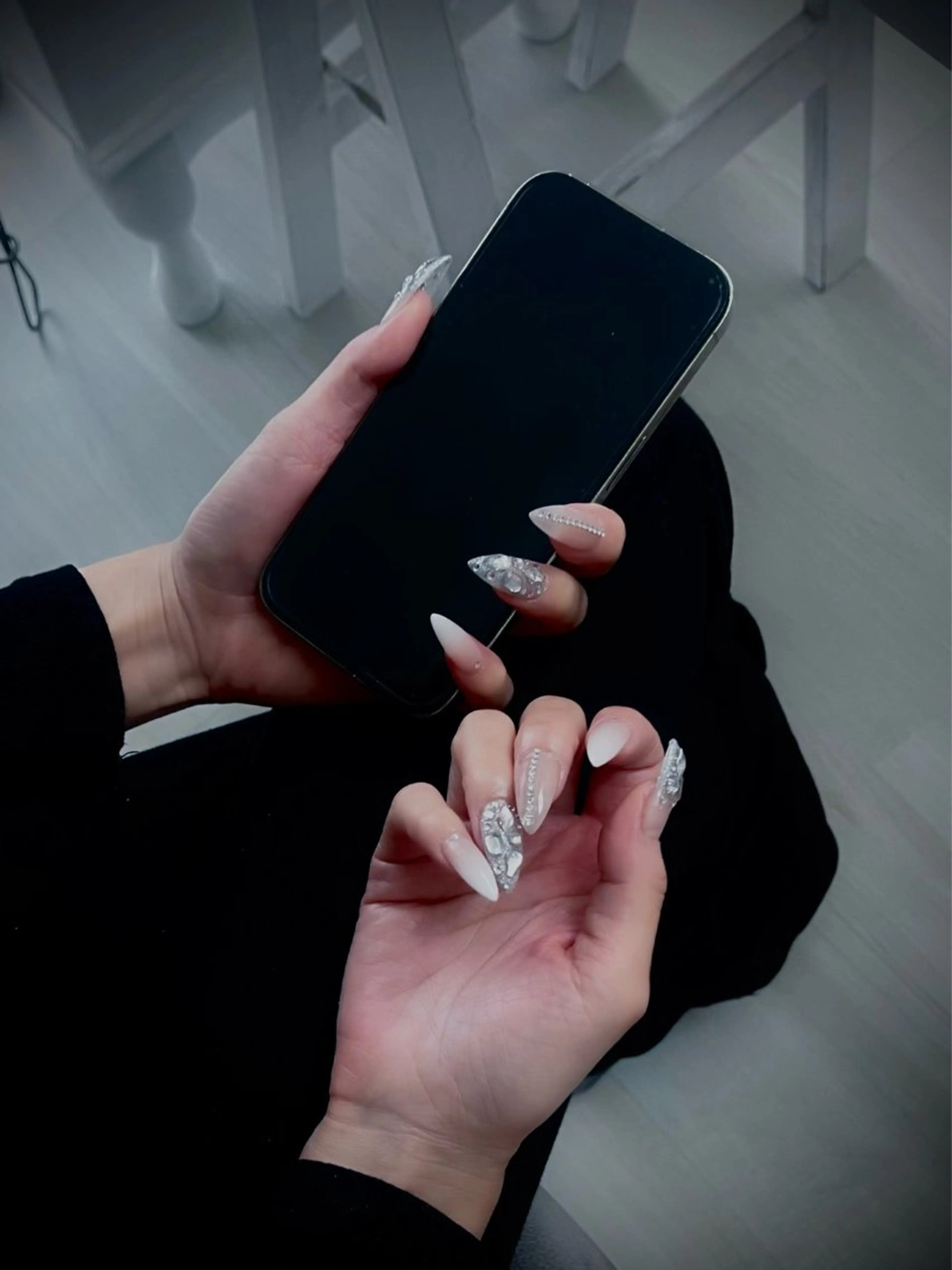 ネイル キラキラネイル マグネットネイル ワンカラーネイル スカルプネイル ワンホンネイル nine.🦋 YUKOのネイルデザイン